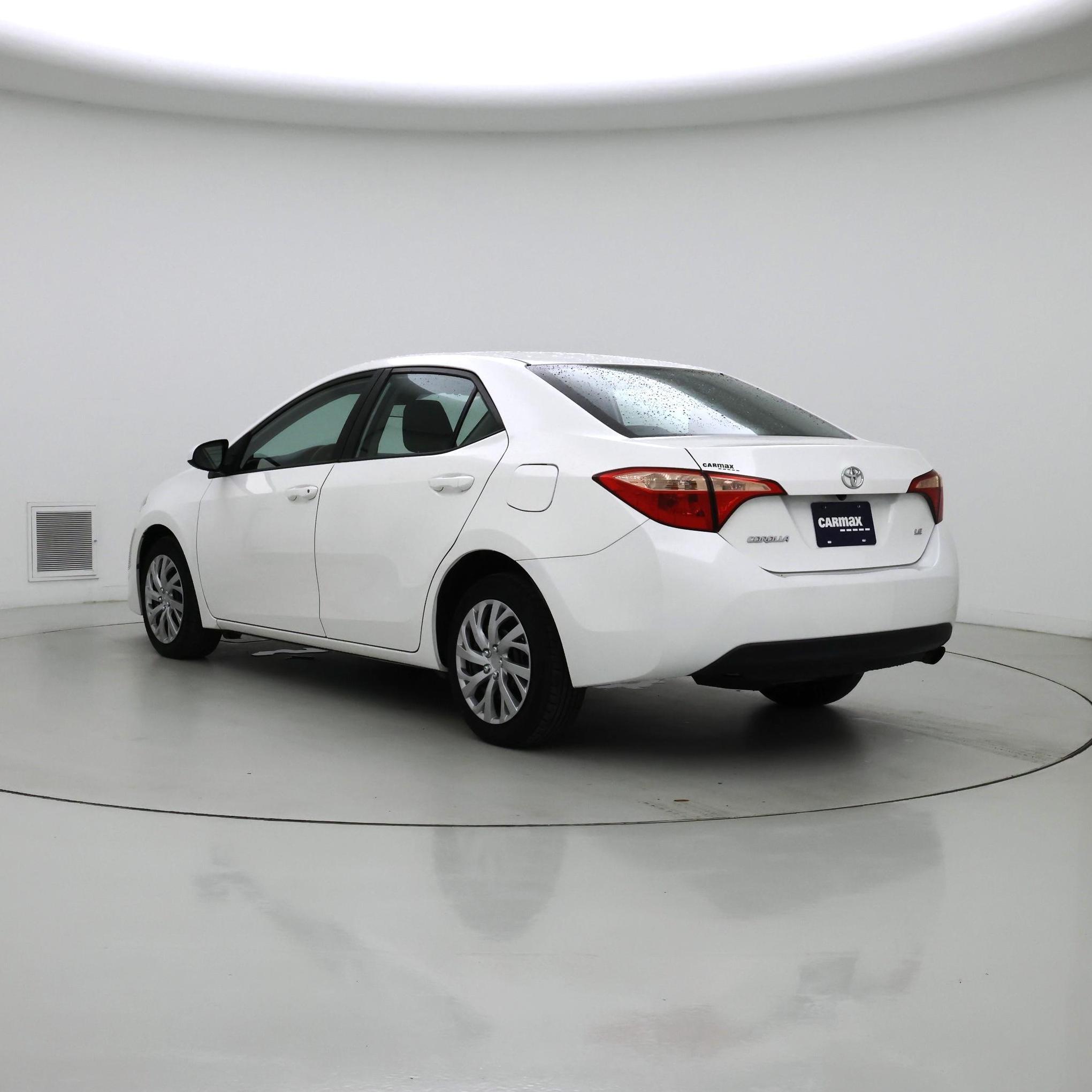 Thumbnail: 2019 Toyota Corolla - 2