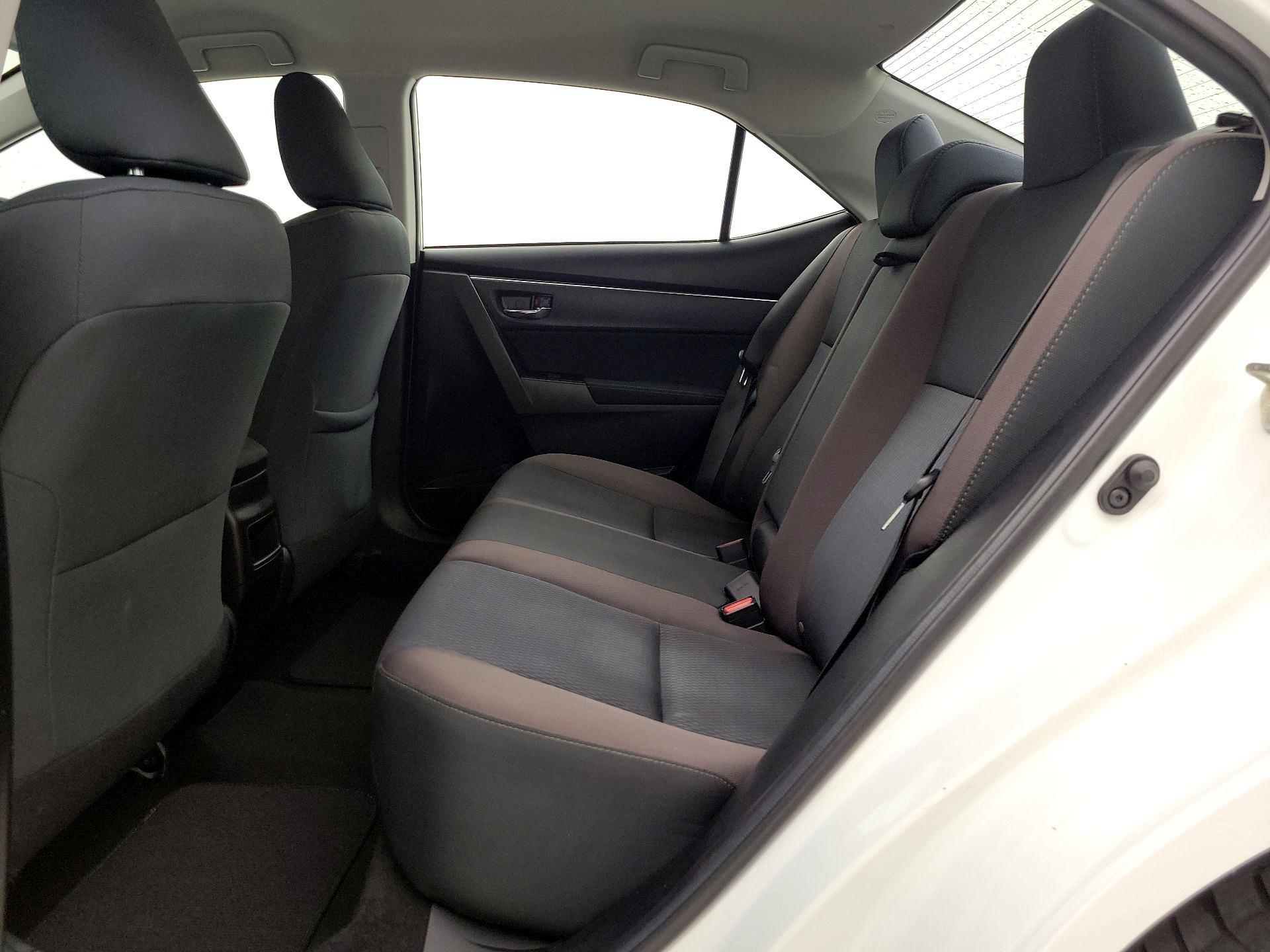 Thumbnail: 2019 Toyota Corolla - 19