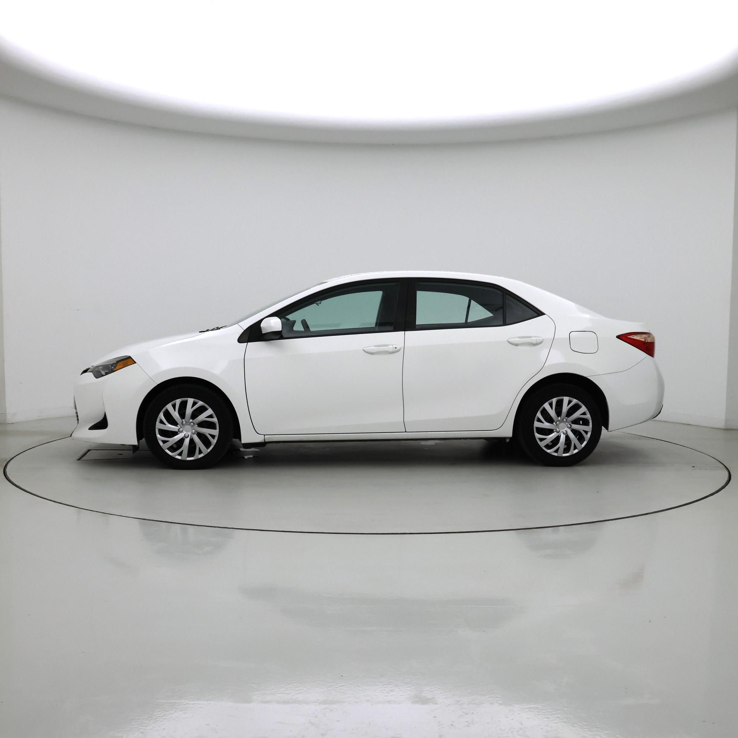 Thumbnail: 2019 Toyota Corolla - 3
