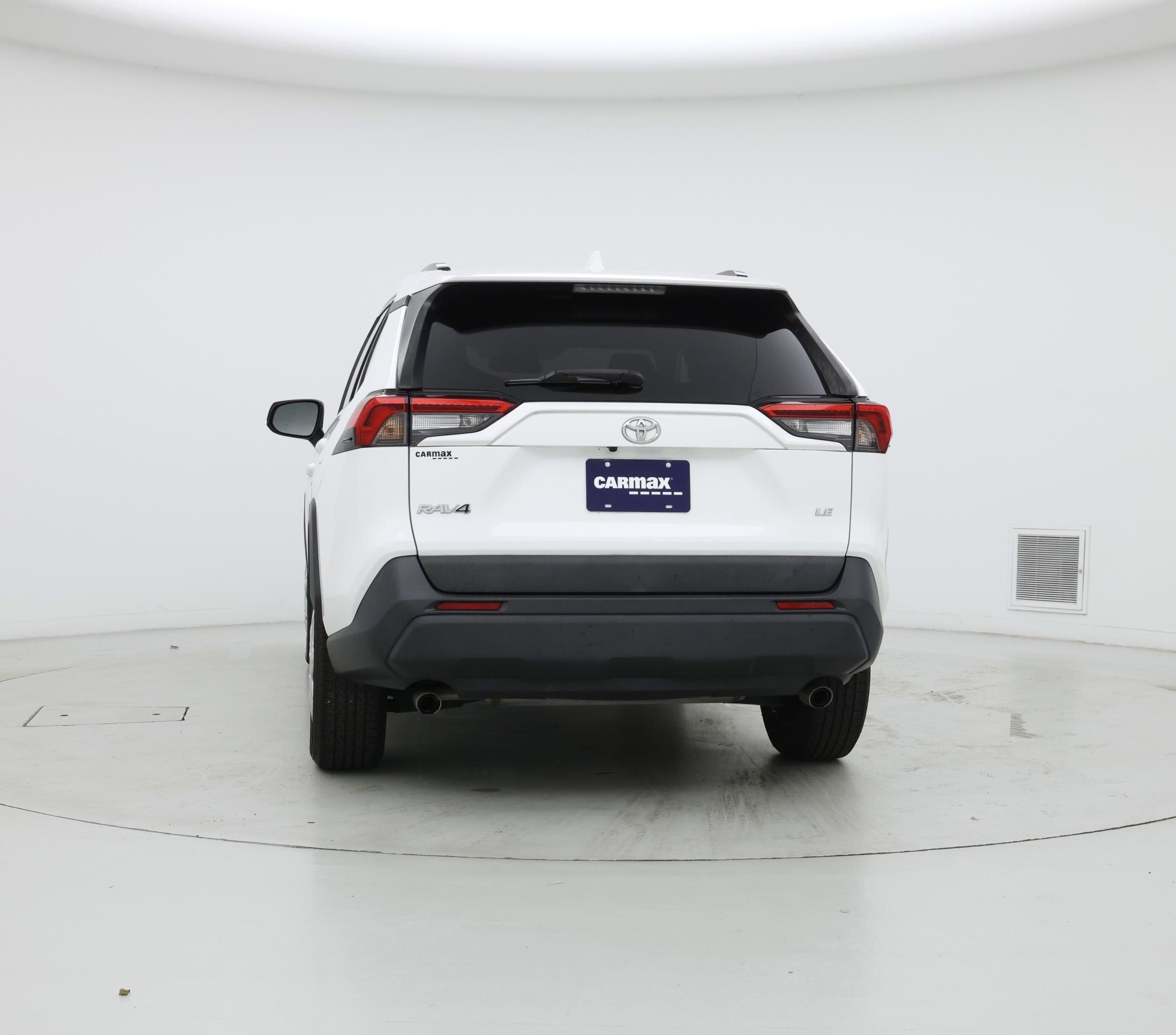 Thumbnail: 2019 Toyota RAV4 - 6