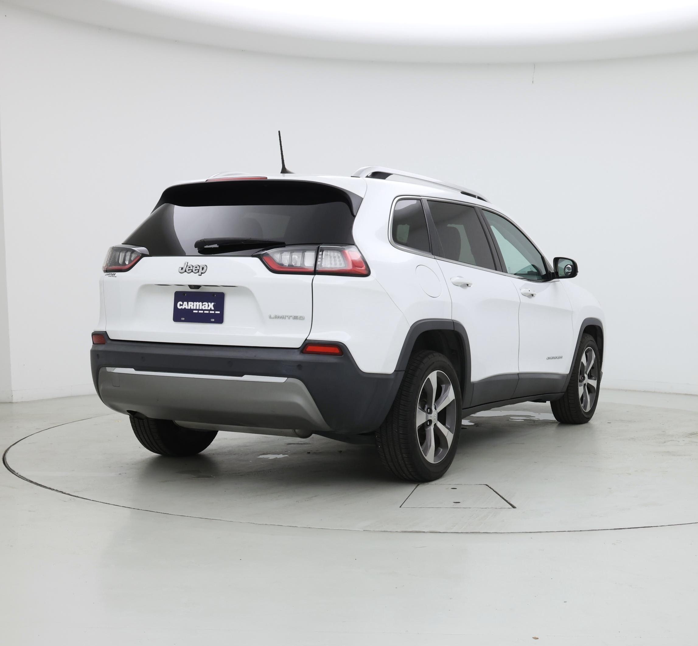 Thumbnail: 2020 Jeep Cherokee - 8