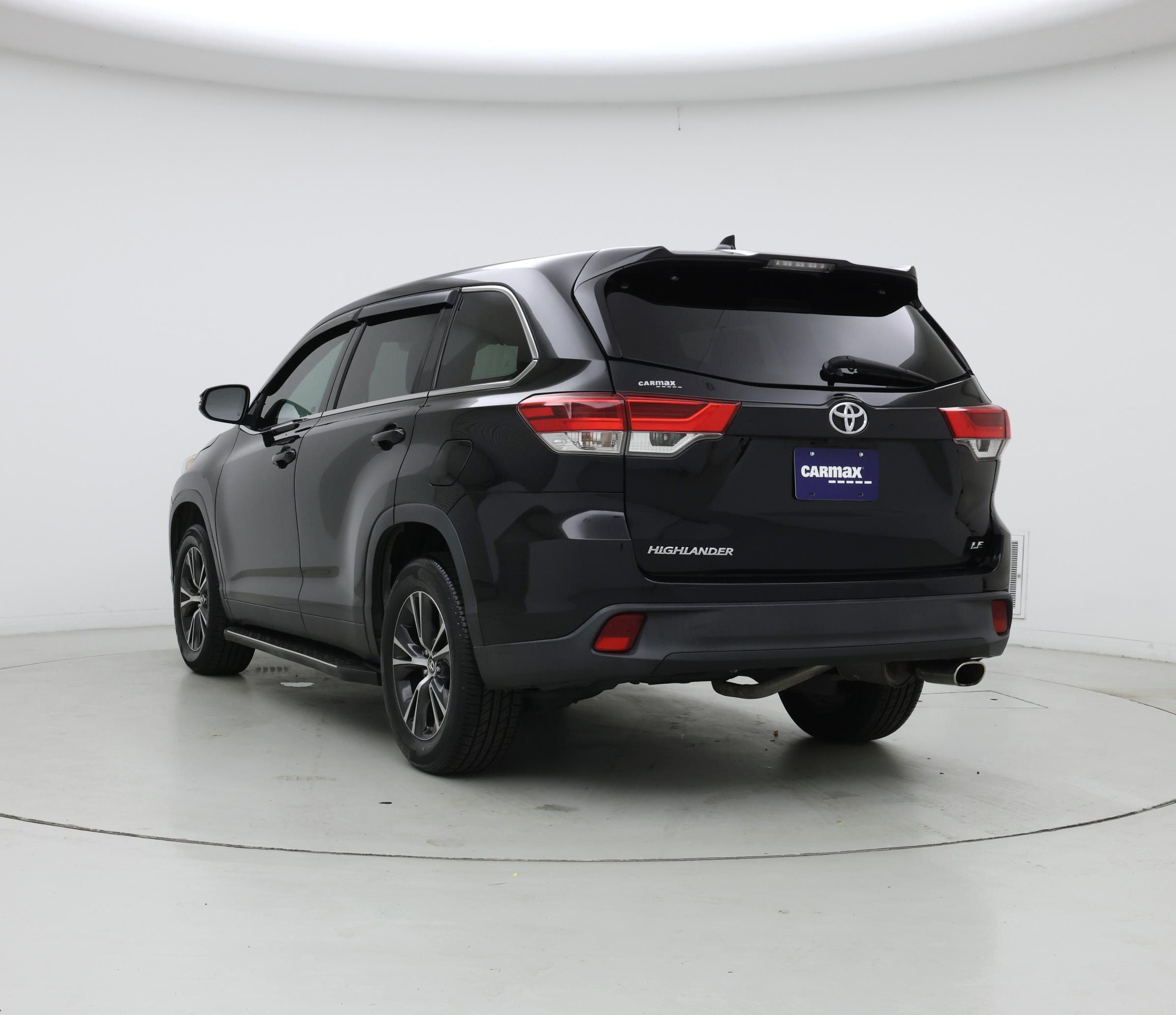 Thumbnail: 2019 Toyota Highlander - 2