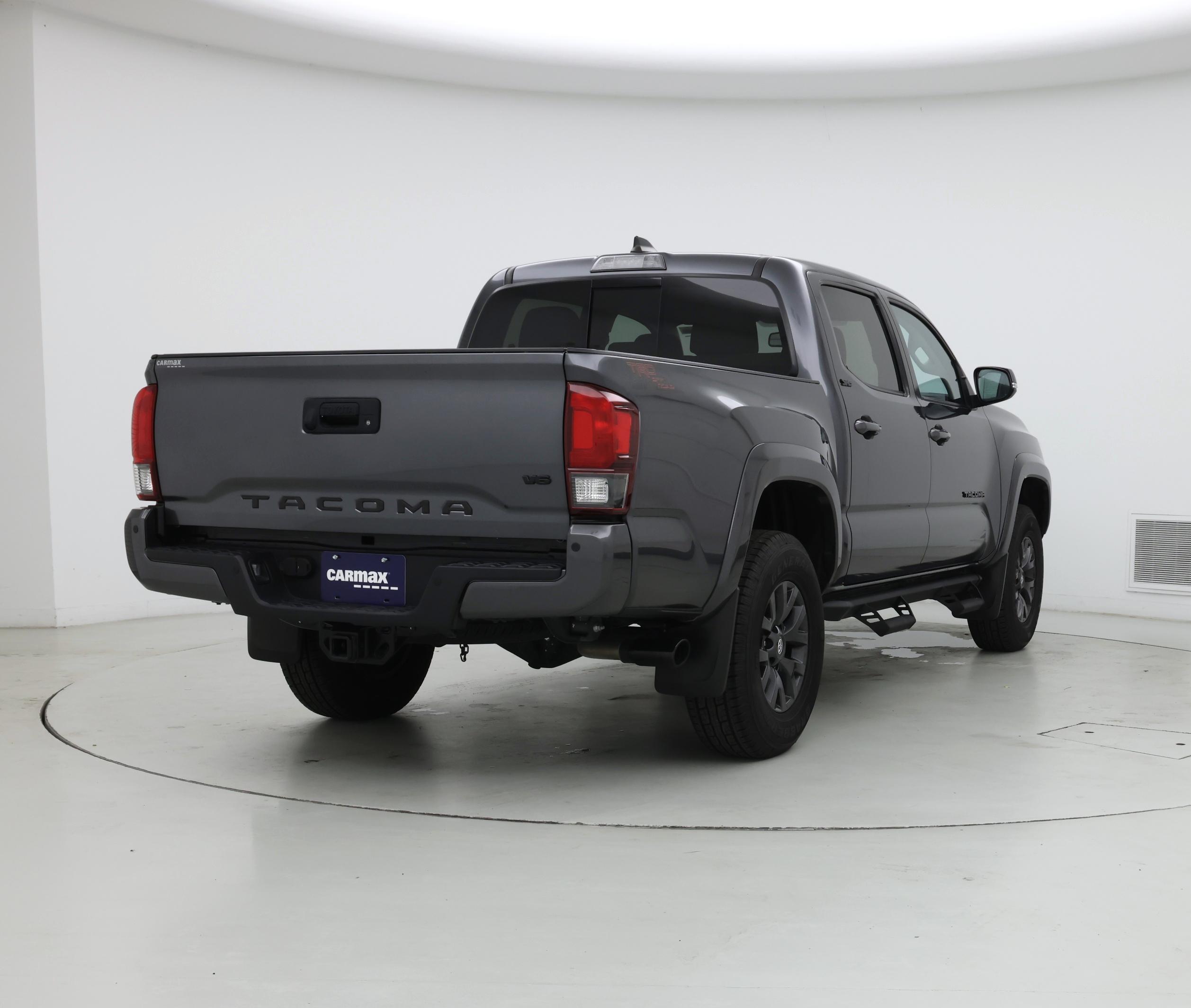 Thumbnail: 2022 Toyota Tacoma - 8