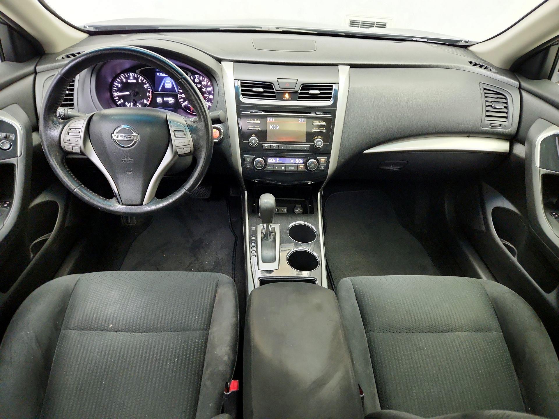 Thumbnail: 2014 Nissan Altima - 9