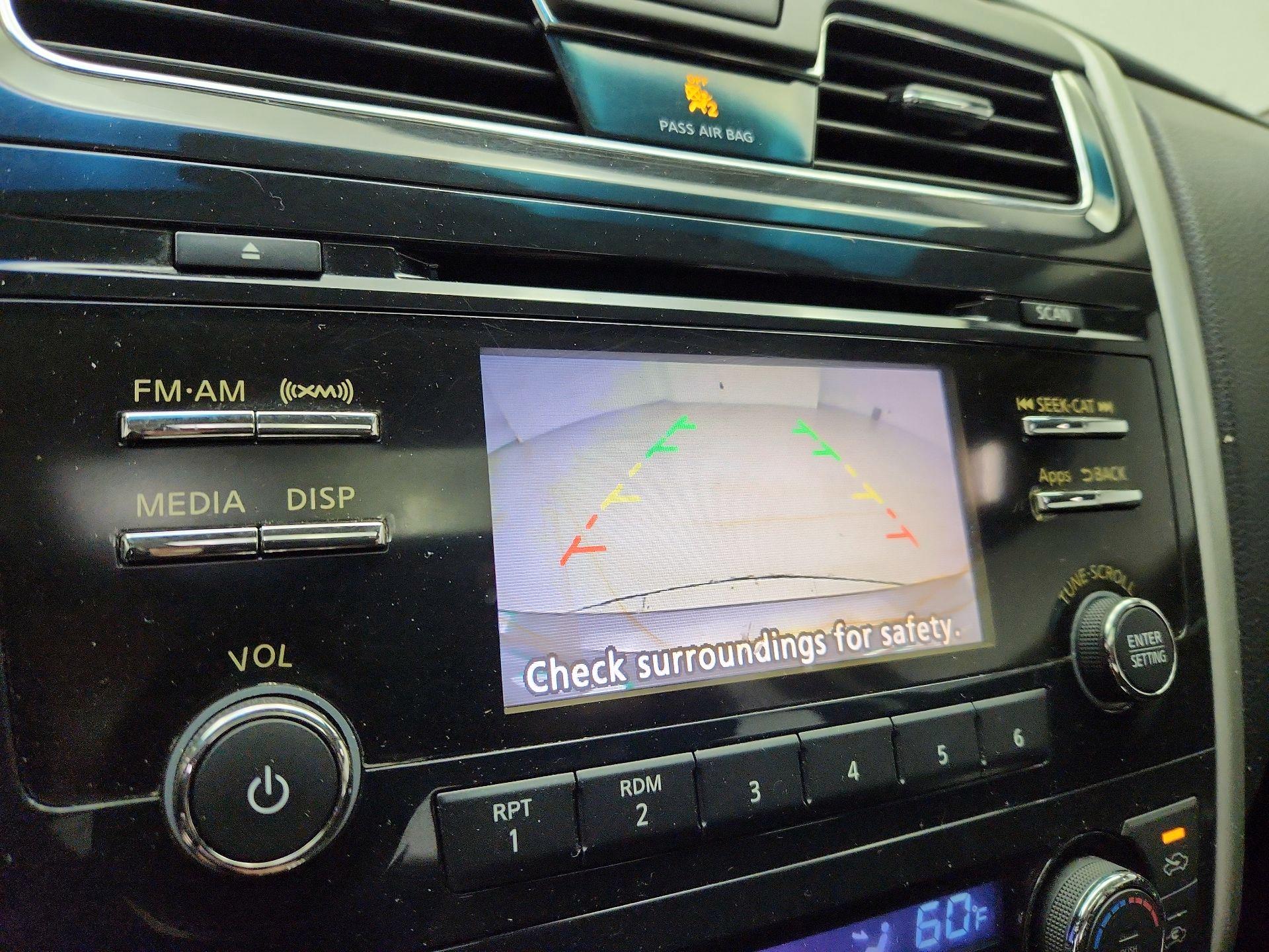 Thumbnail: 2014 Nissan Altima - 14