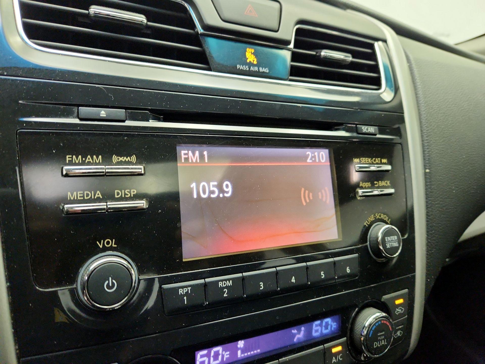 Thumbnail: 2014 Nissan Altima - 15