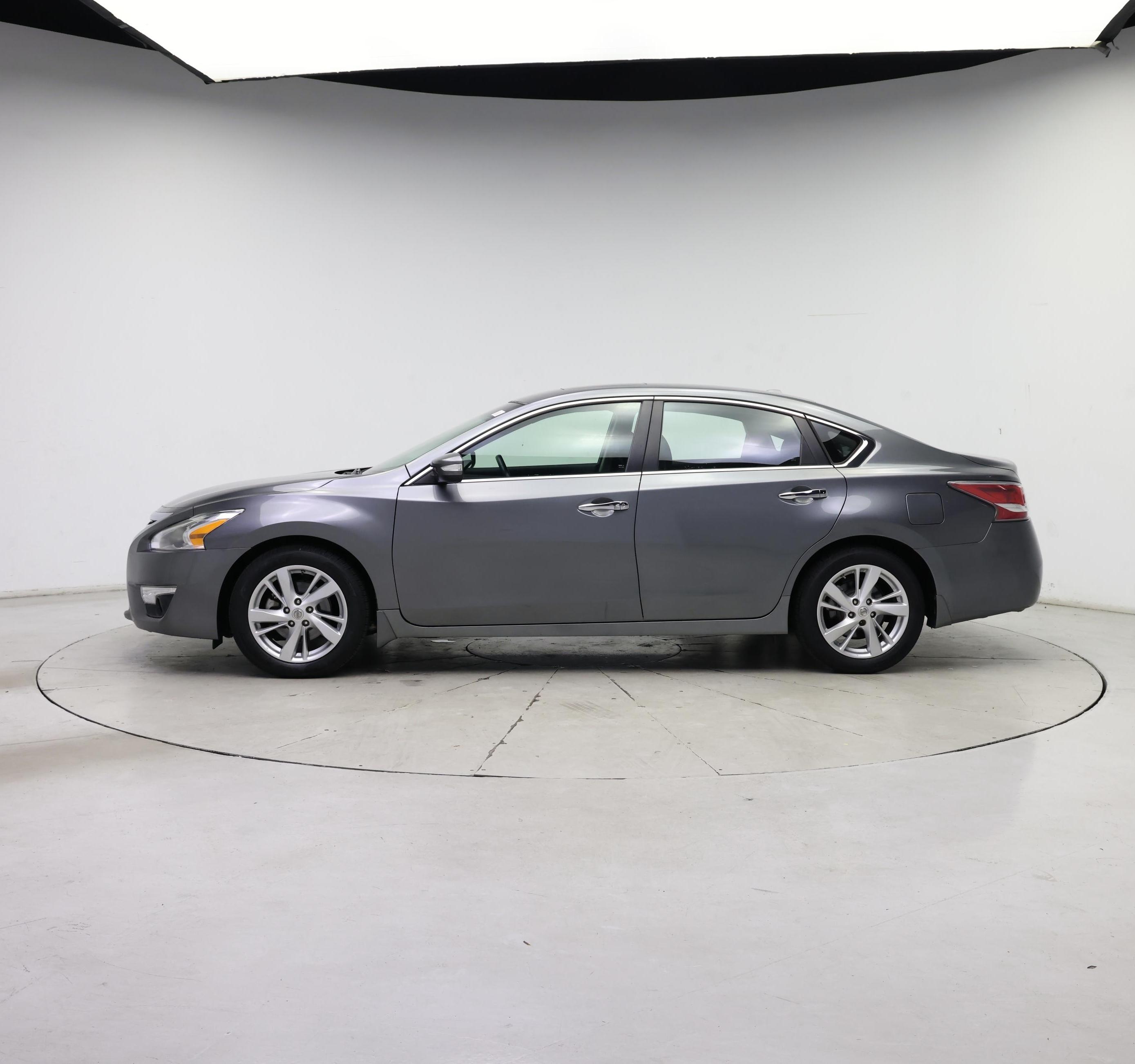 Thumbnail: 2014 Nissan Altima - 3