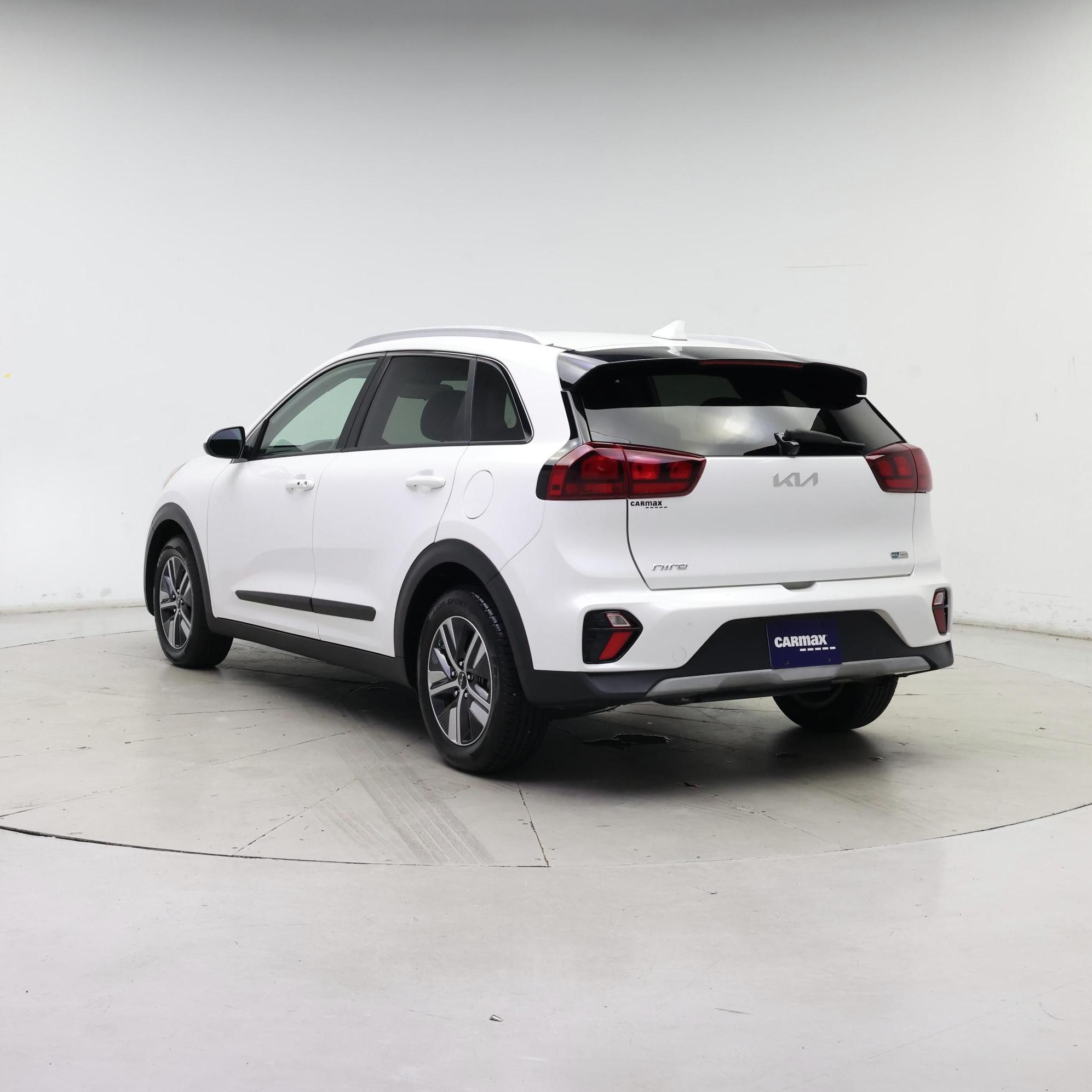 Thumbnail: 2022 Kia Niro - 2