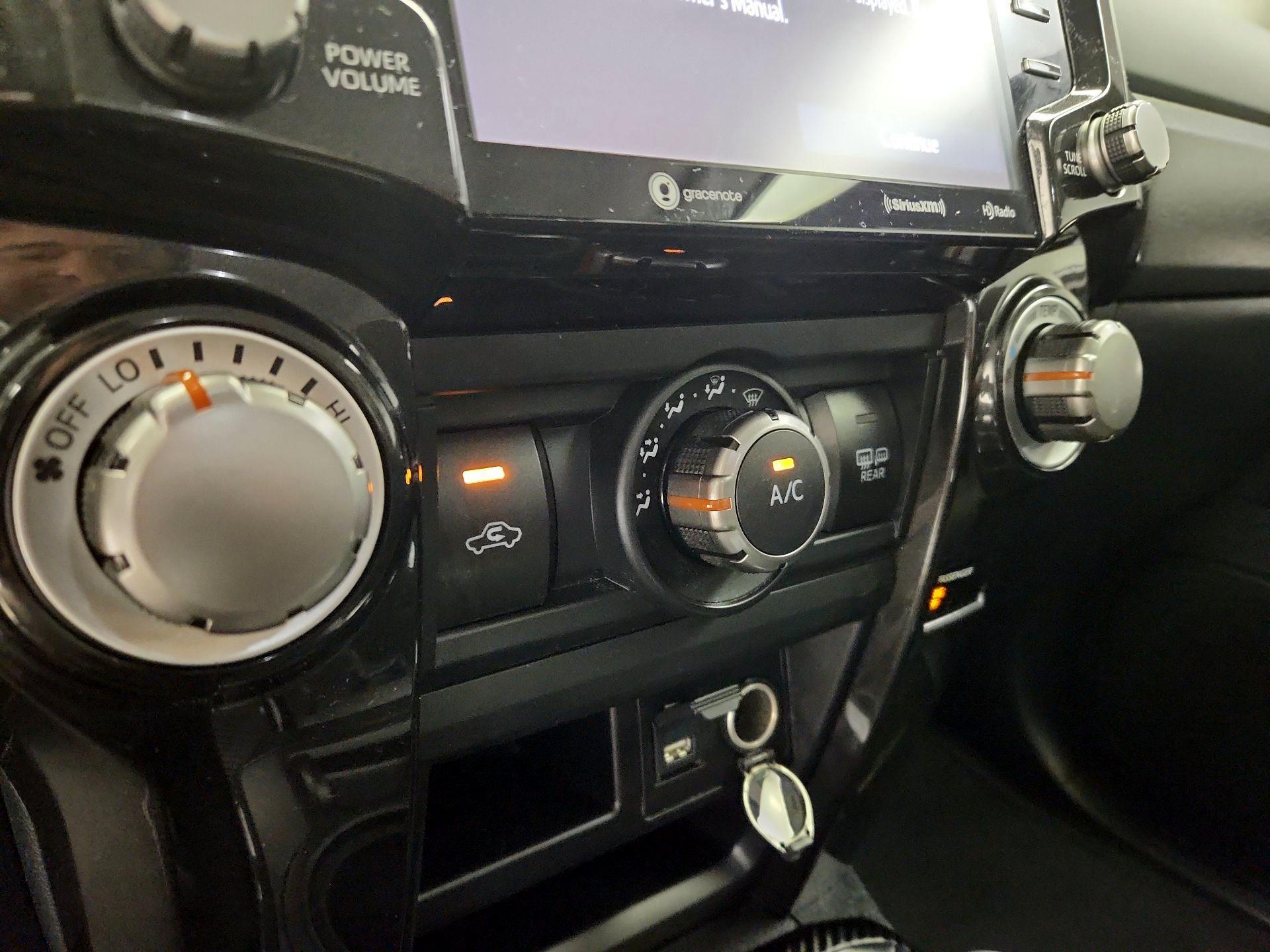Thumbnail: 2022 Toyota 4Runner - 16