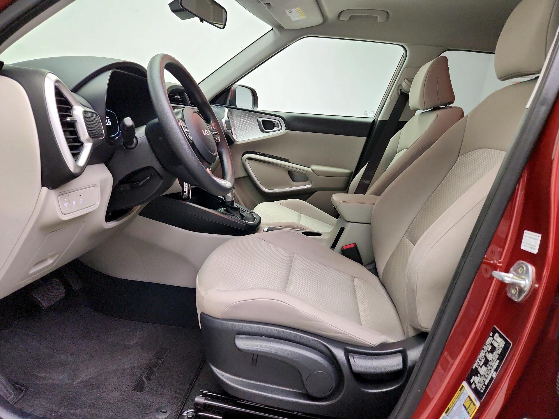 Thumbnail: 2023 Kia Soul - 11