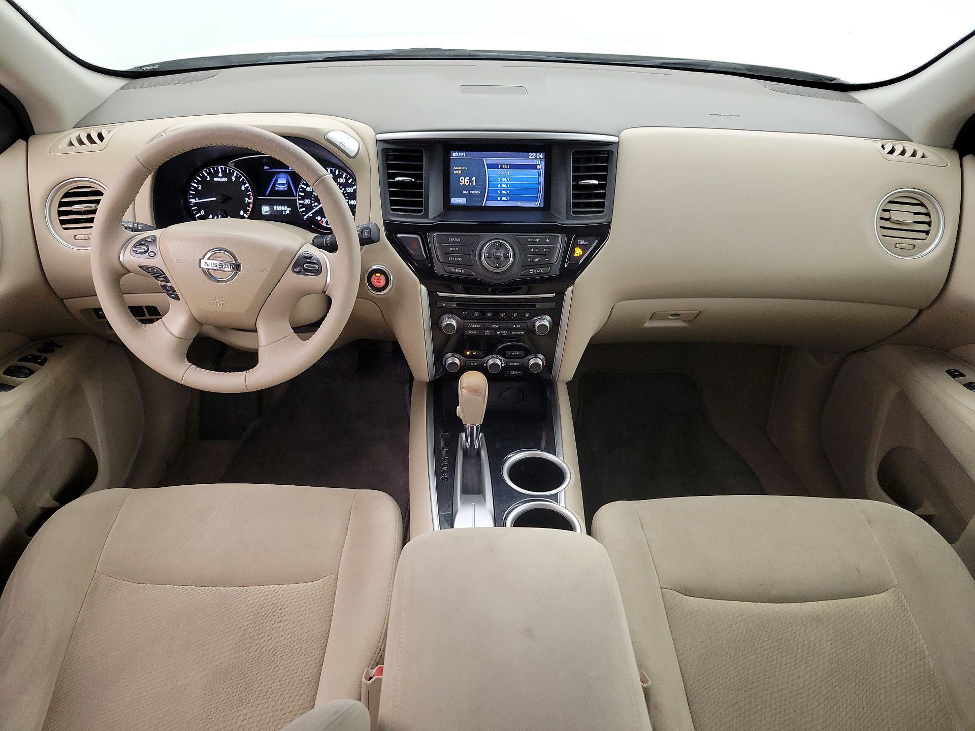 Thumbnail: 2015 Nissan Pathfinder - 9