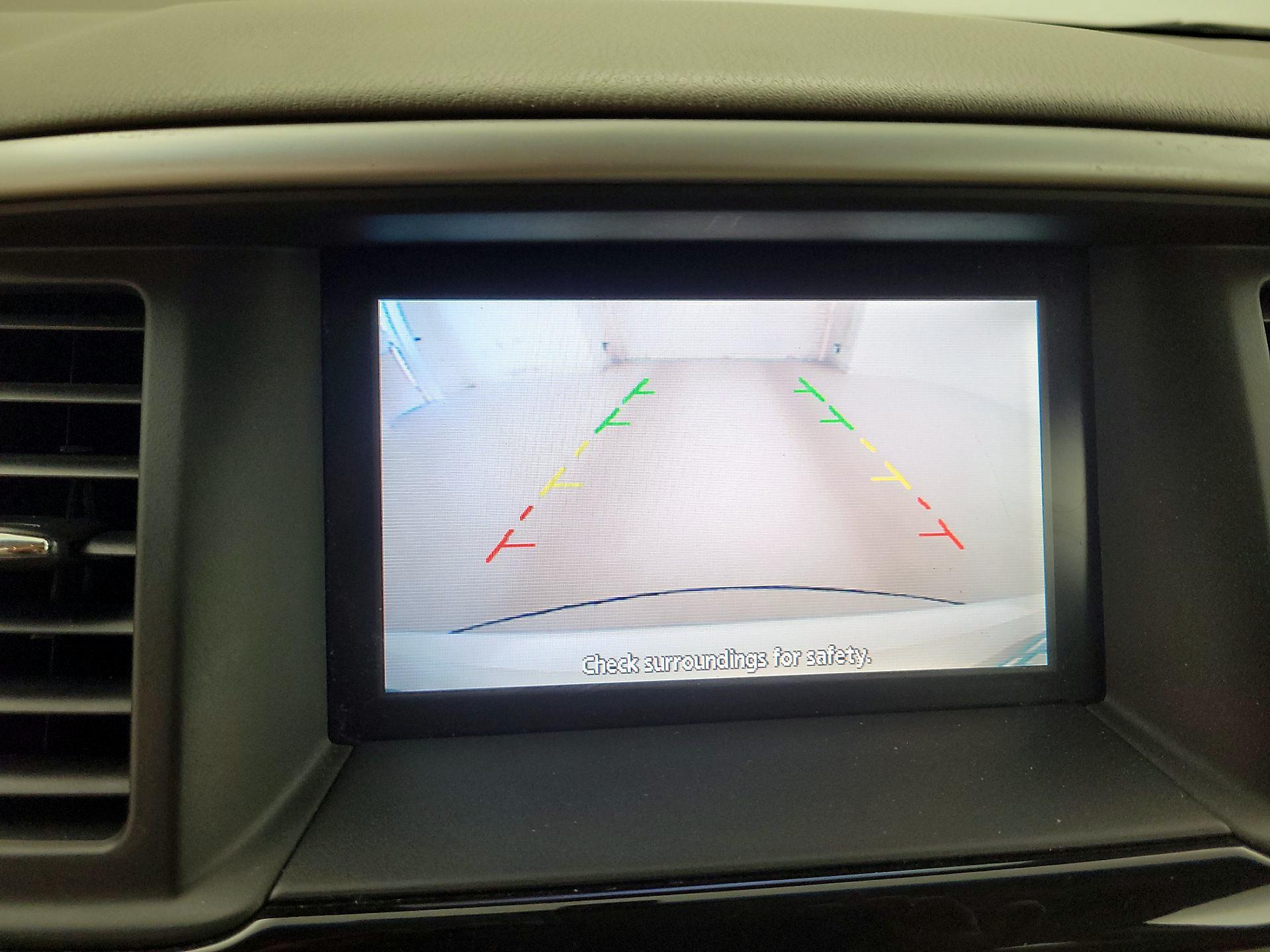 Thumbnail: 2015 Nissan Pathfinder - 14