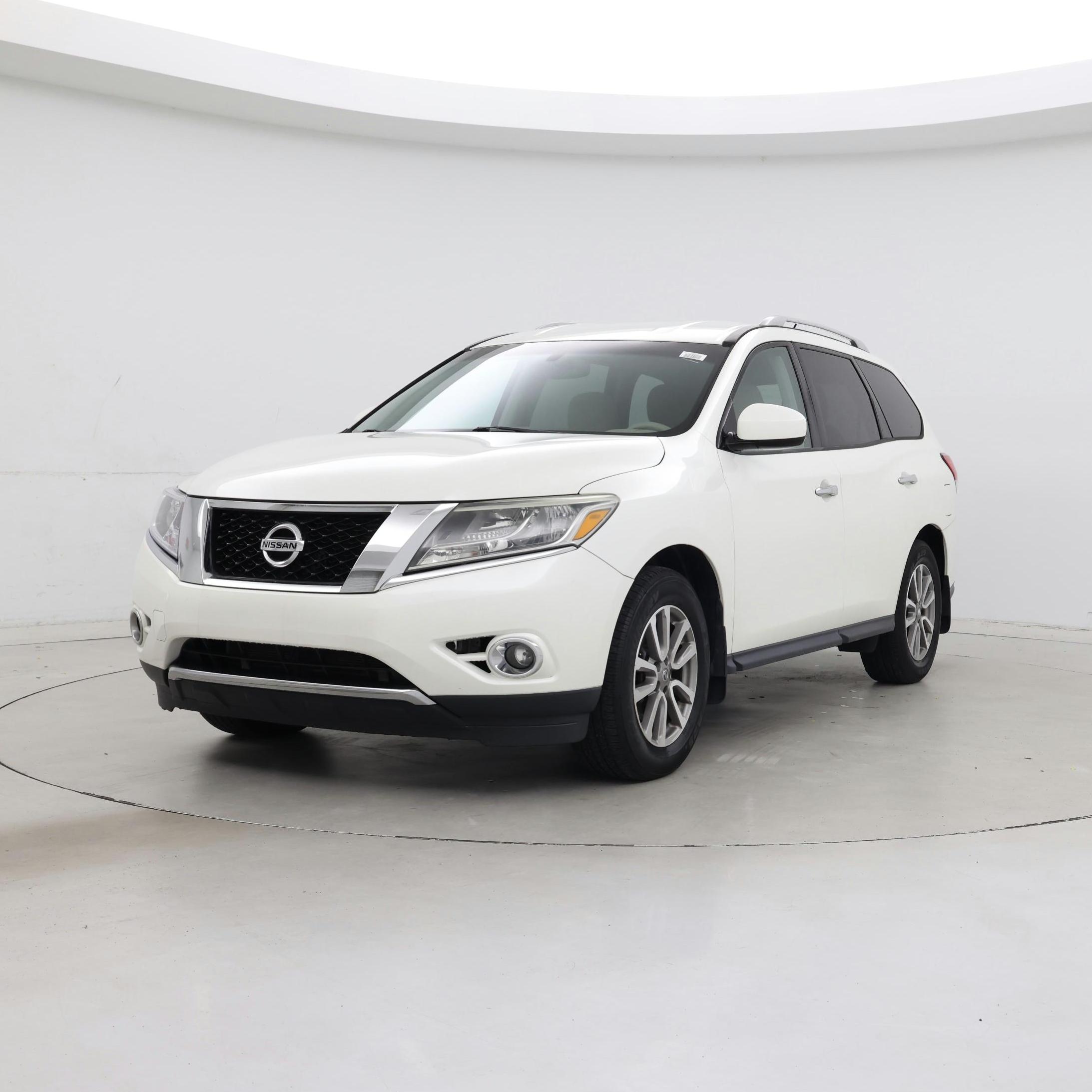 Thumbnail: 2015 Nissan Pathfinder - 4