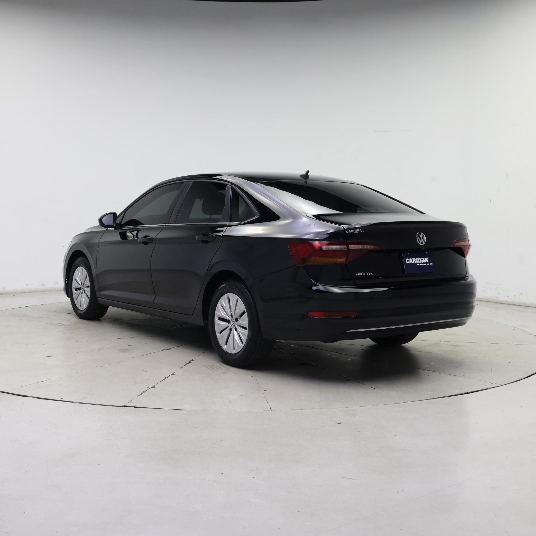 Thumbnail: 2019 Volkswagen Jetta - 2