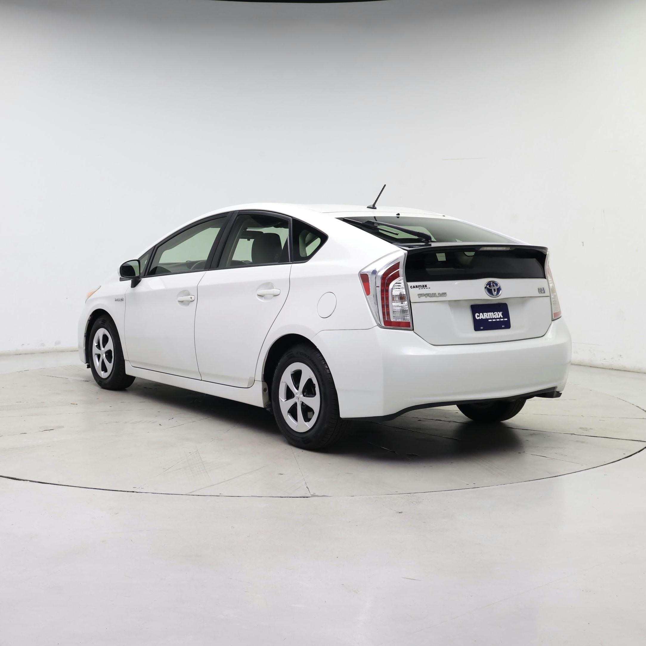 Thumbnail: 2014 Toyota Prius - 2