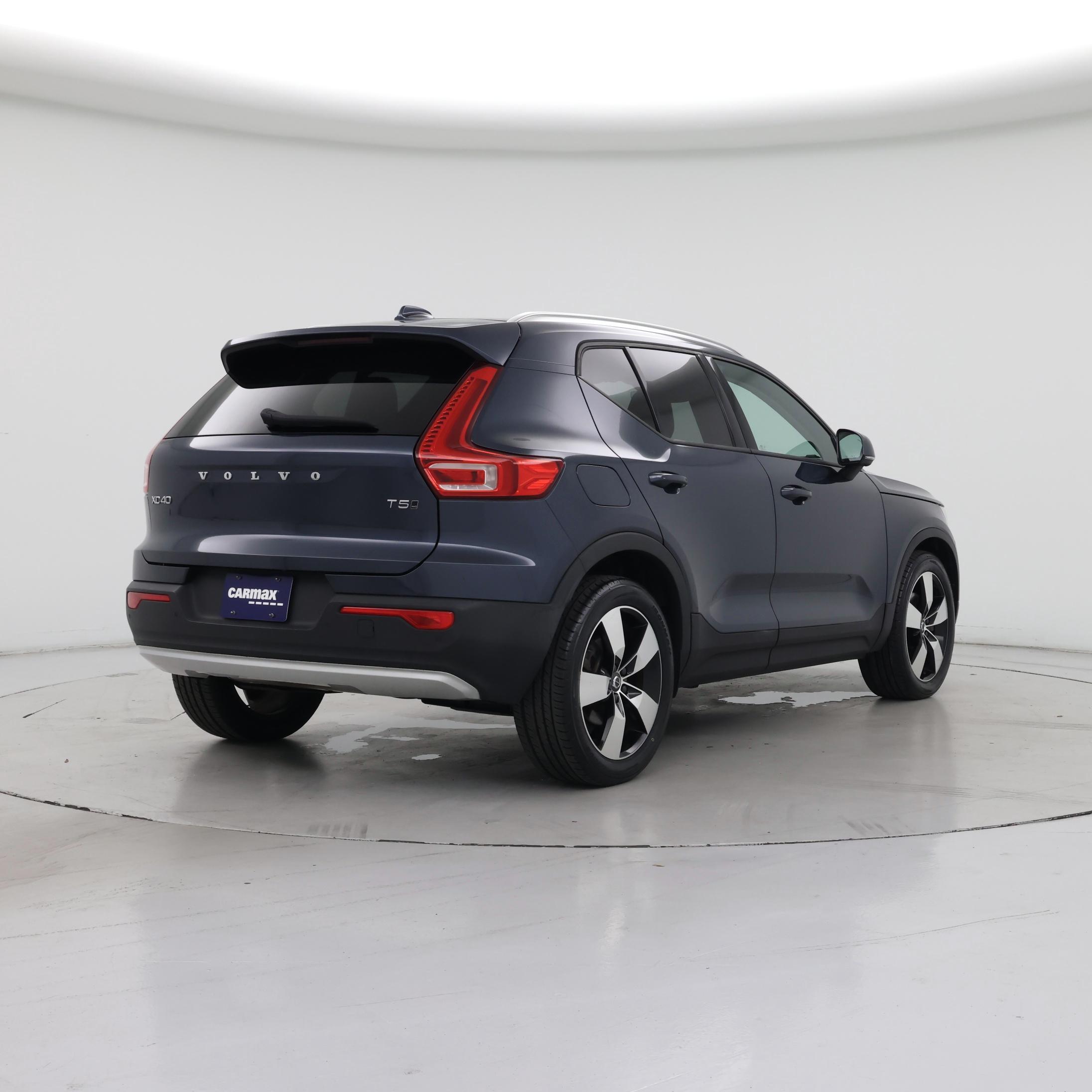 Thumbnail: 2021 Volvo XC40 - 8