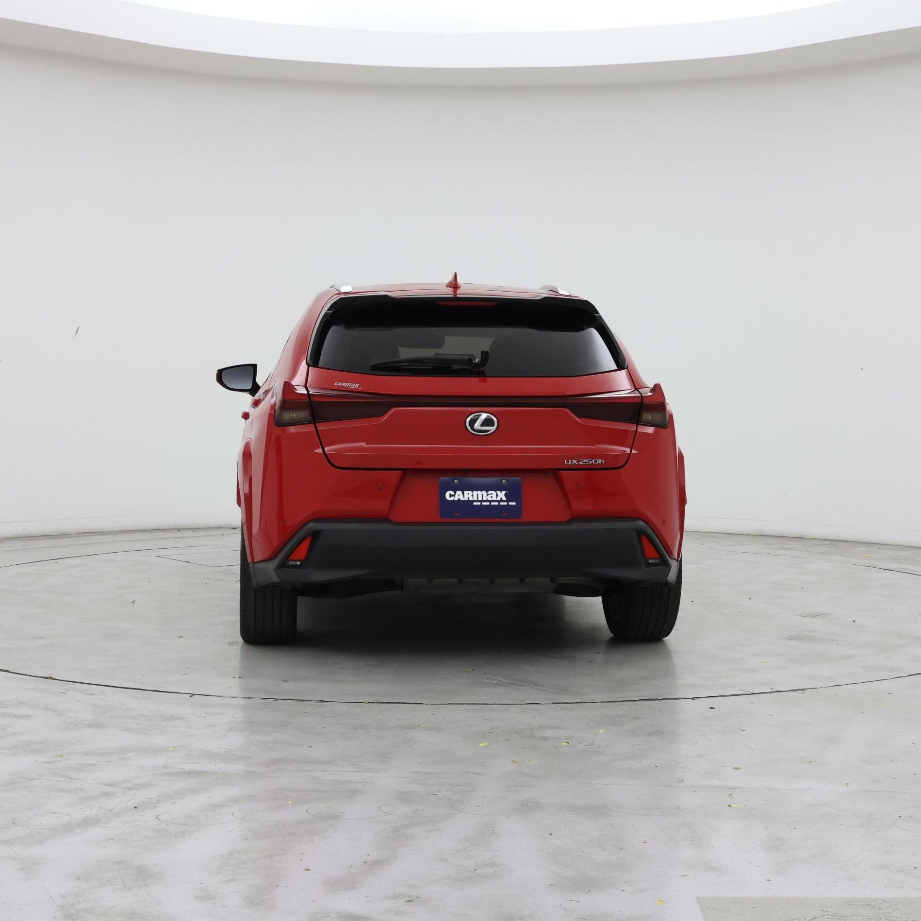 Thumbnail: 2023 Lexus UX - 6