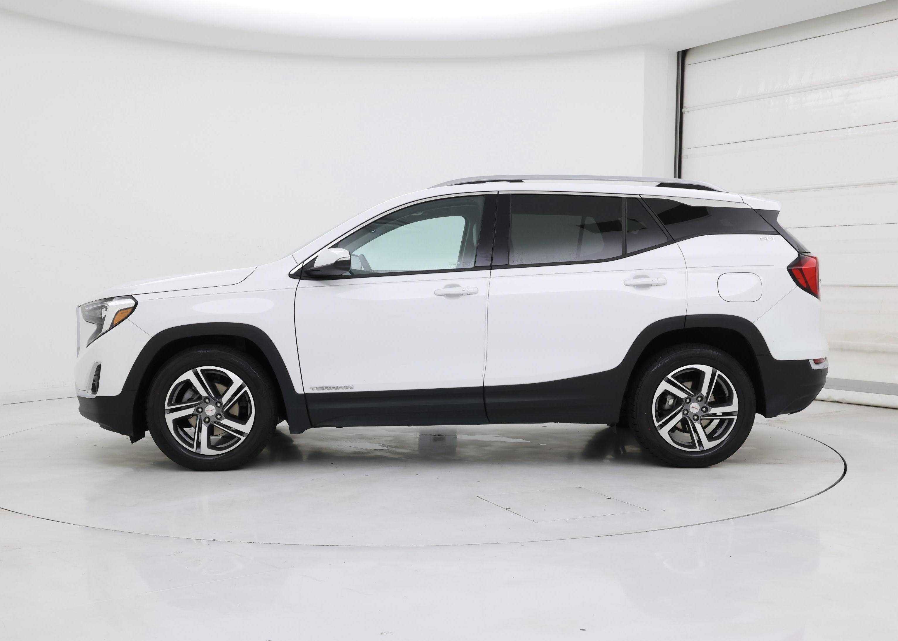 Thumbnail: 2020 GMC Terrain - 3
