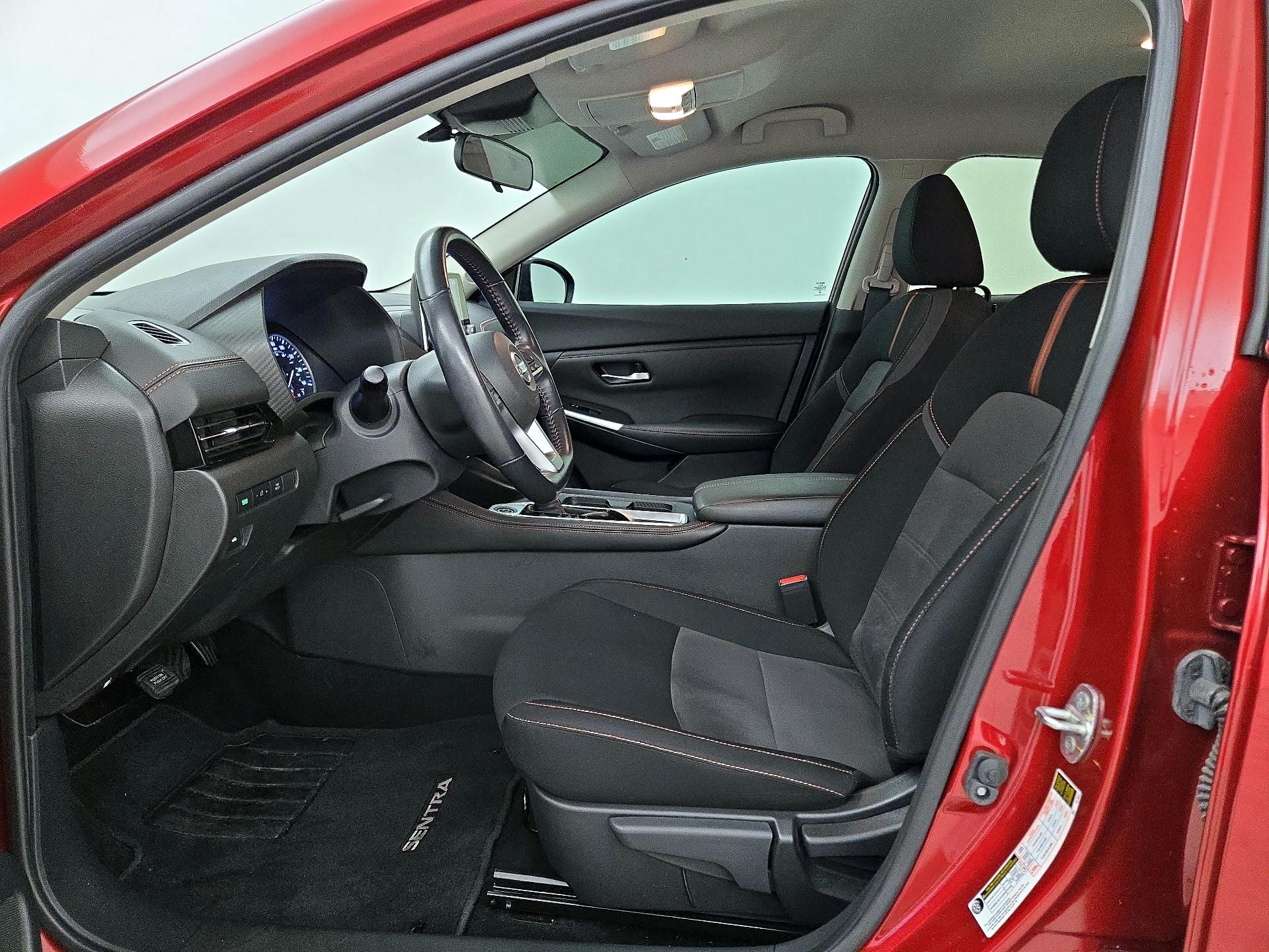 Thumbnail: 2022 Nissan Sentra - 11