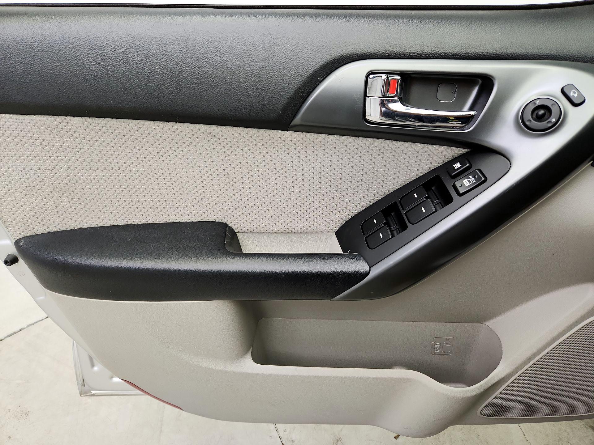 Thumbnail: 2013 Kia Forte - 12