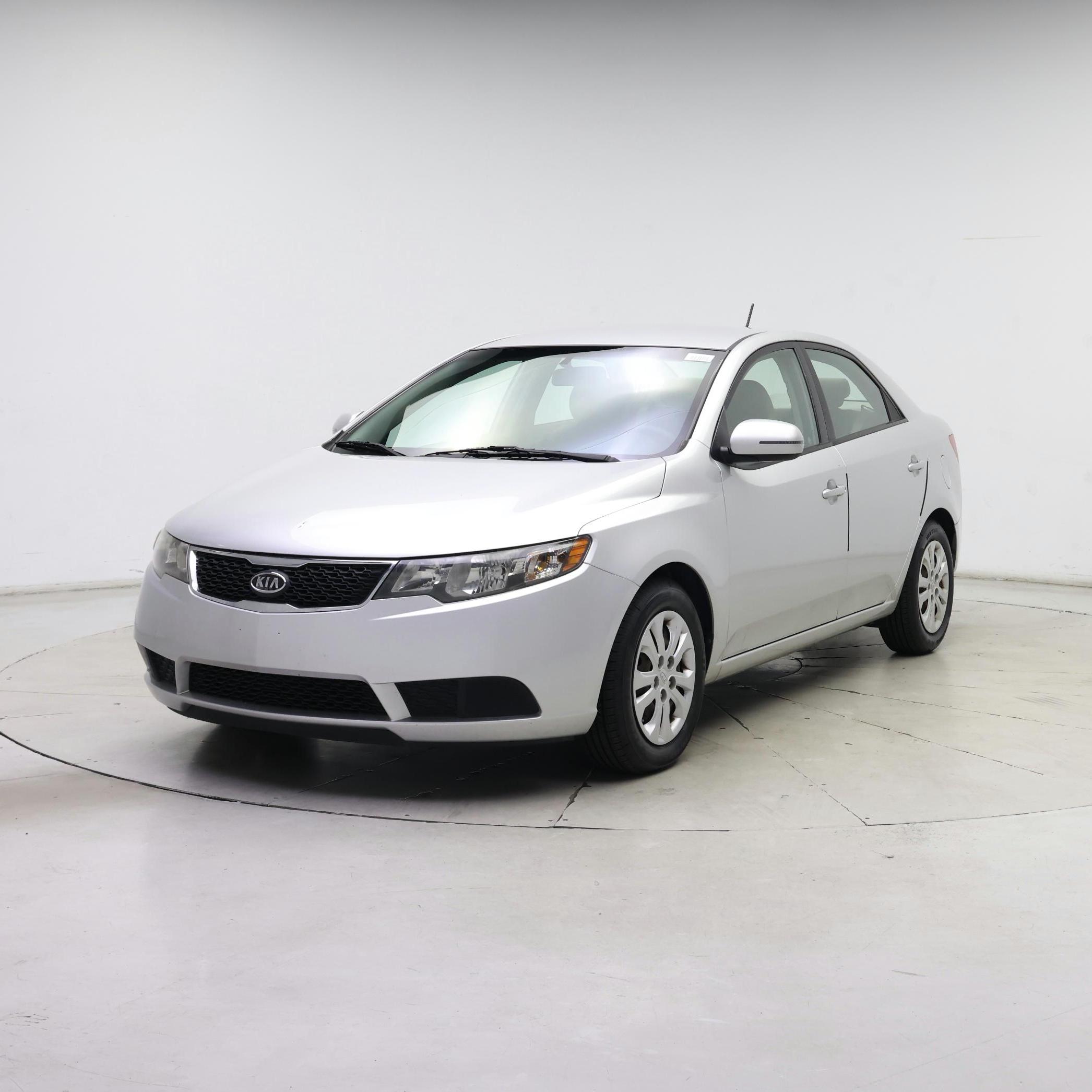 Thumbnail: 2013 Kia Forte - 4