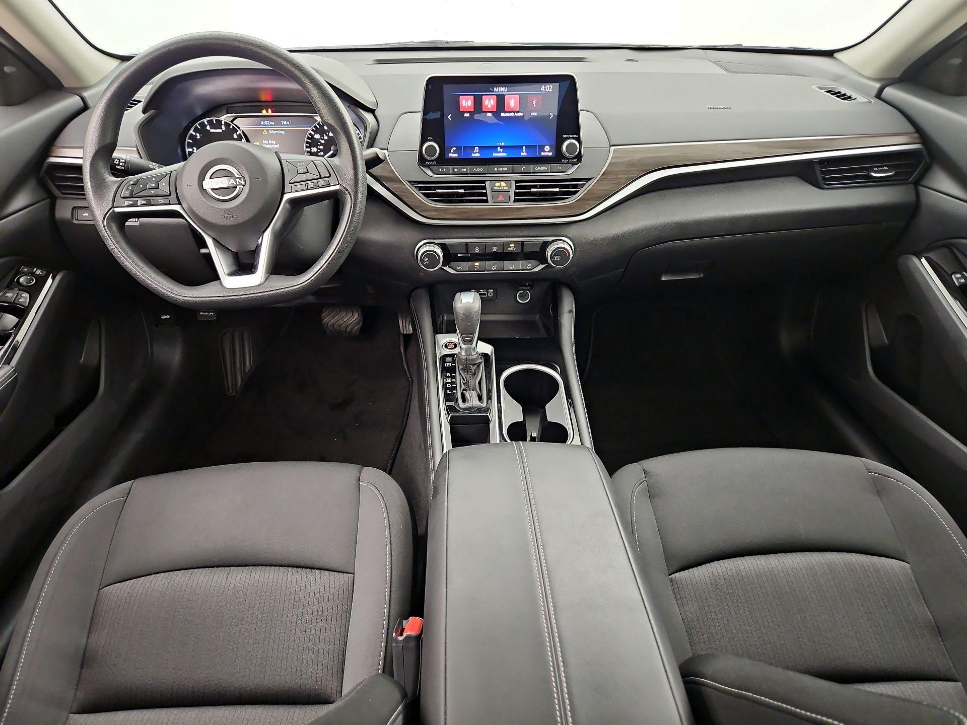 Thumbnail: 2023 Nissan Altima - 9