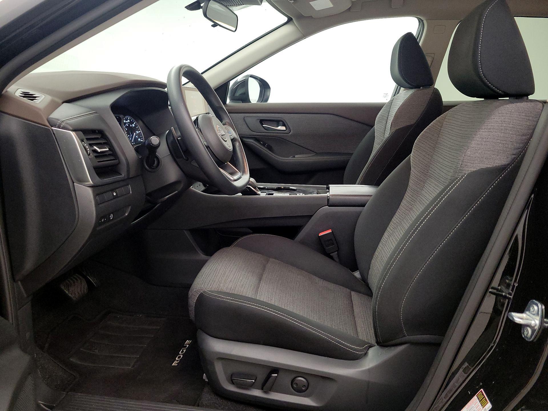 Thumbnail: 2023 Nissan Rogue - 11