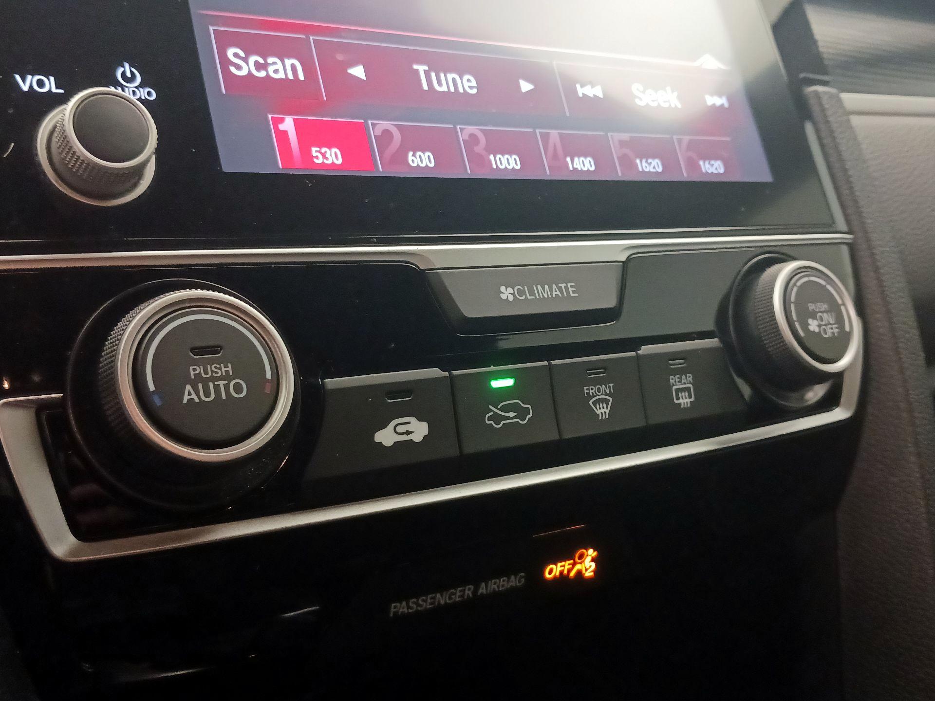 Thumbnail: 2019 Honda Civic - 16