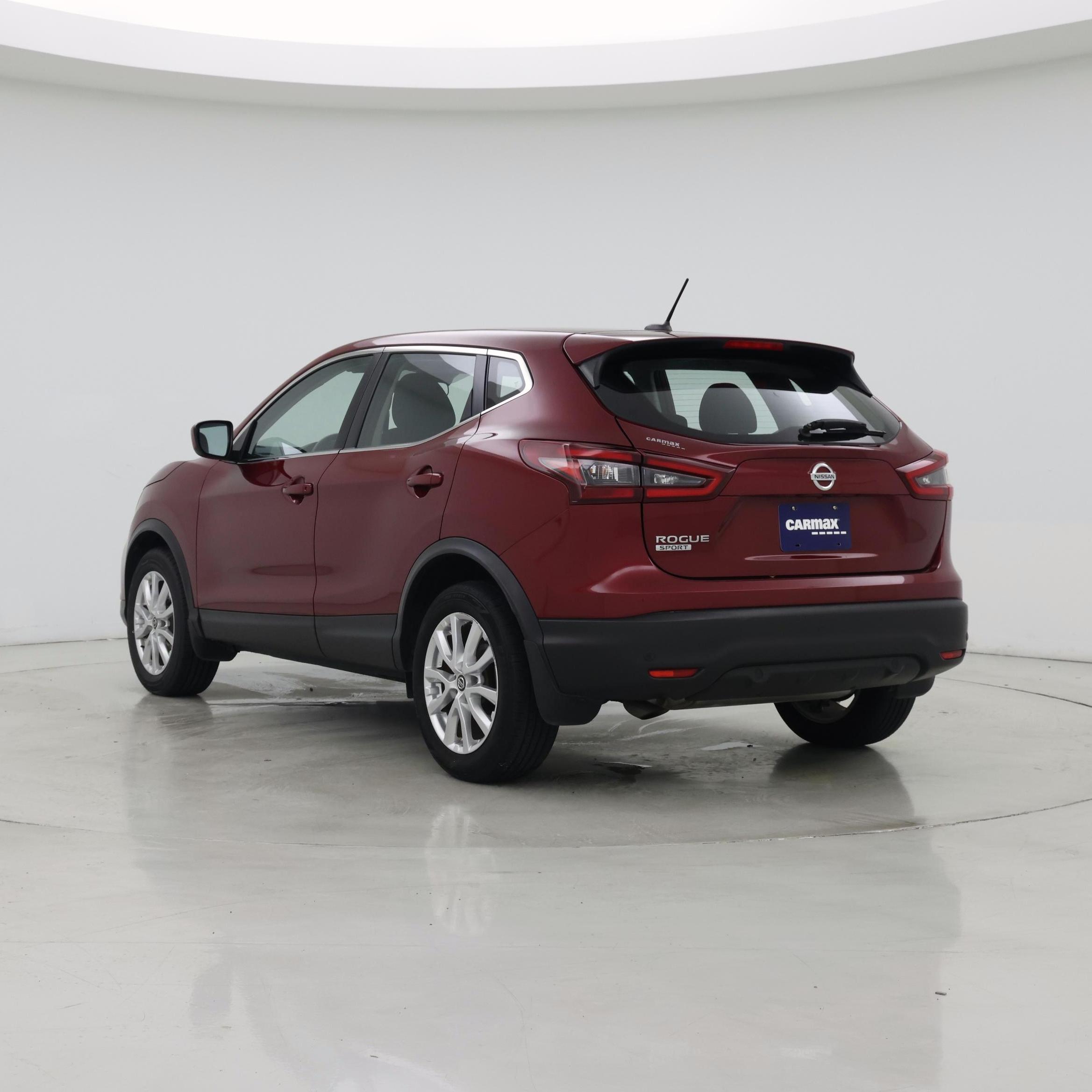 Thumbnail: 2022 Nissan Rogue Sport - 2