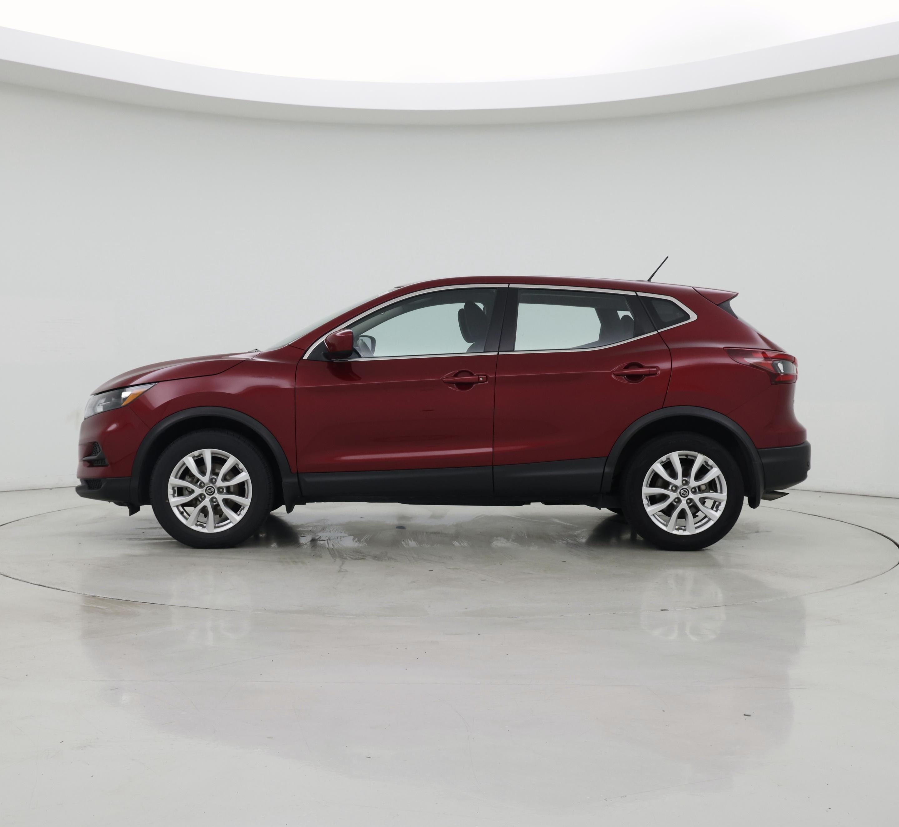 Thumbnail: 2022 Nissan Rogue Sport - 3