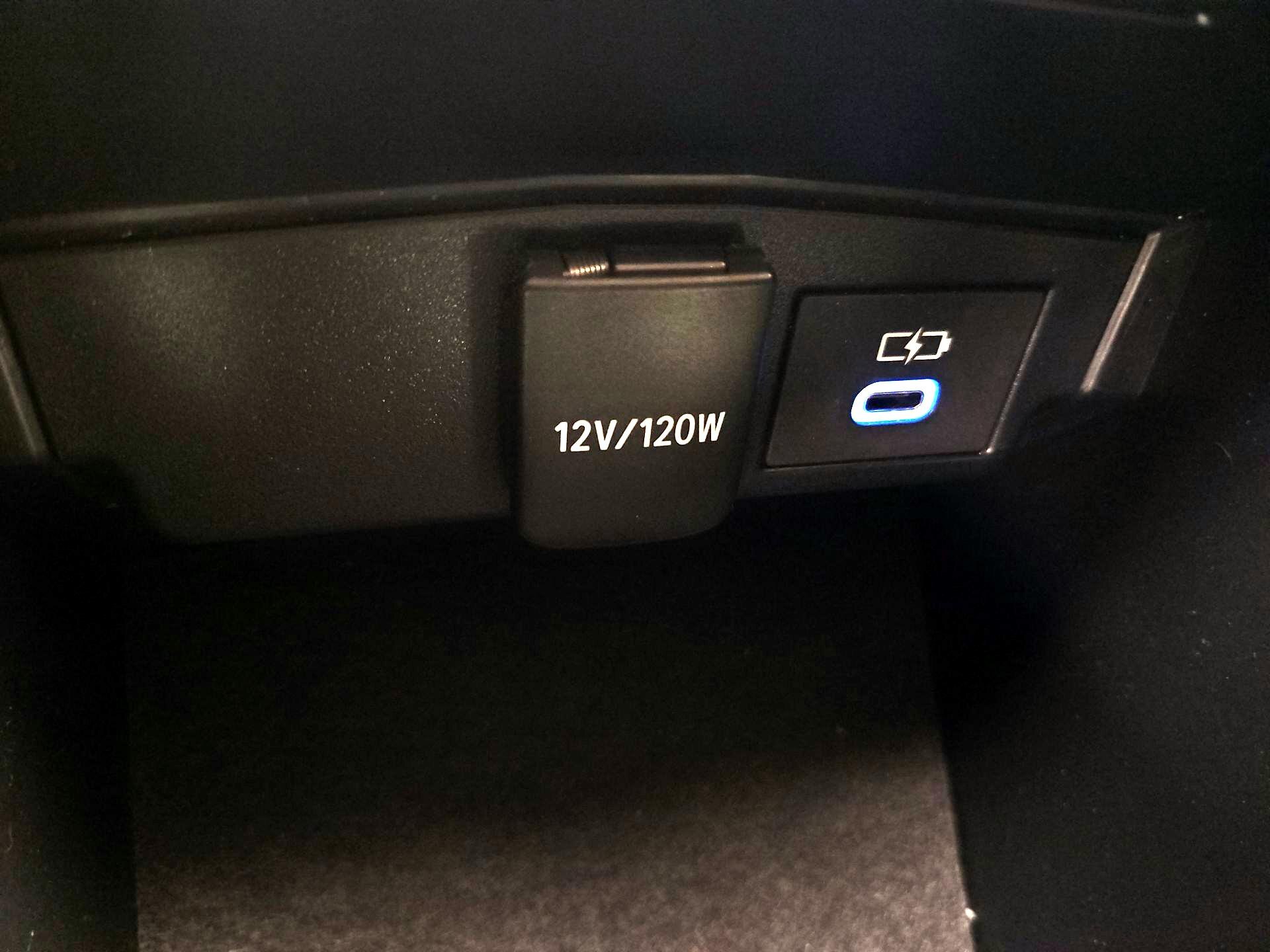 Thumbnail: 2022 Toyota Corolla - 18