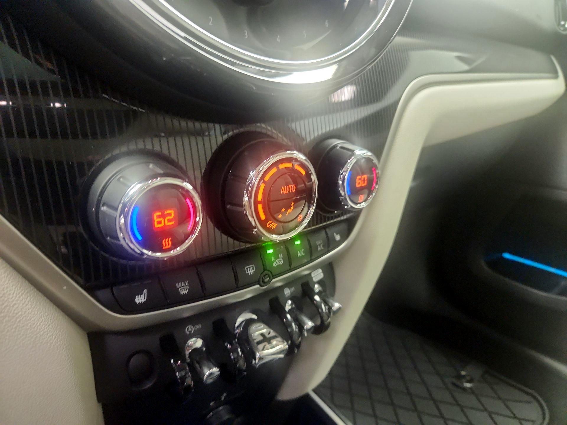 Thumbnail: 2022 MINI Cooper Countryman - 17