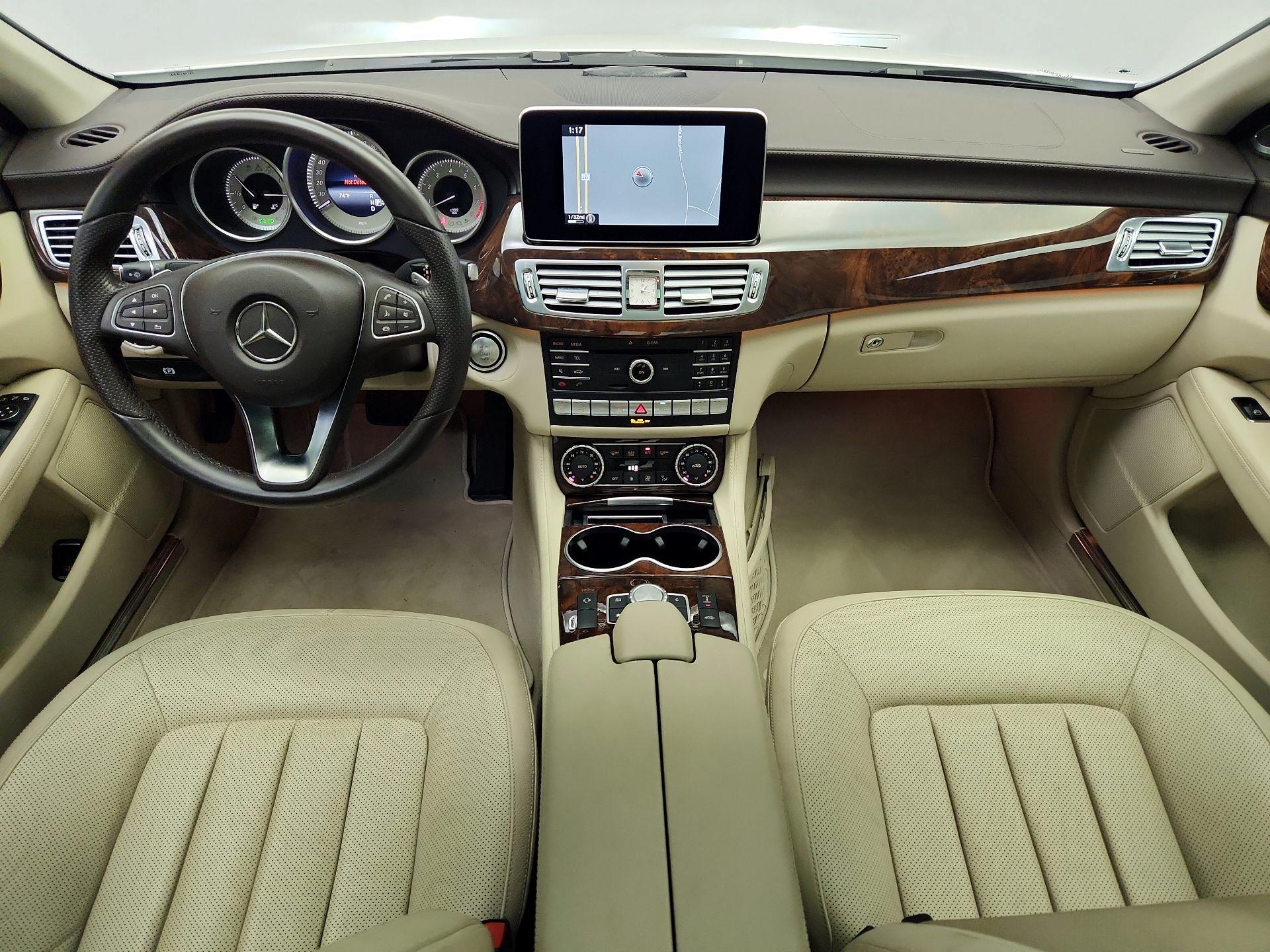Thumbnail: 2015 Mercedes-Benz CLS - 9