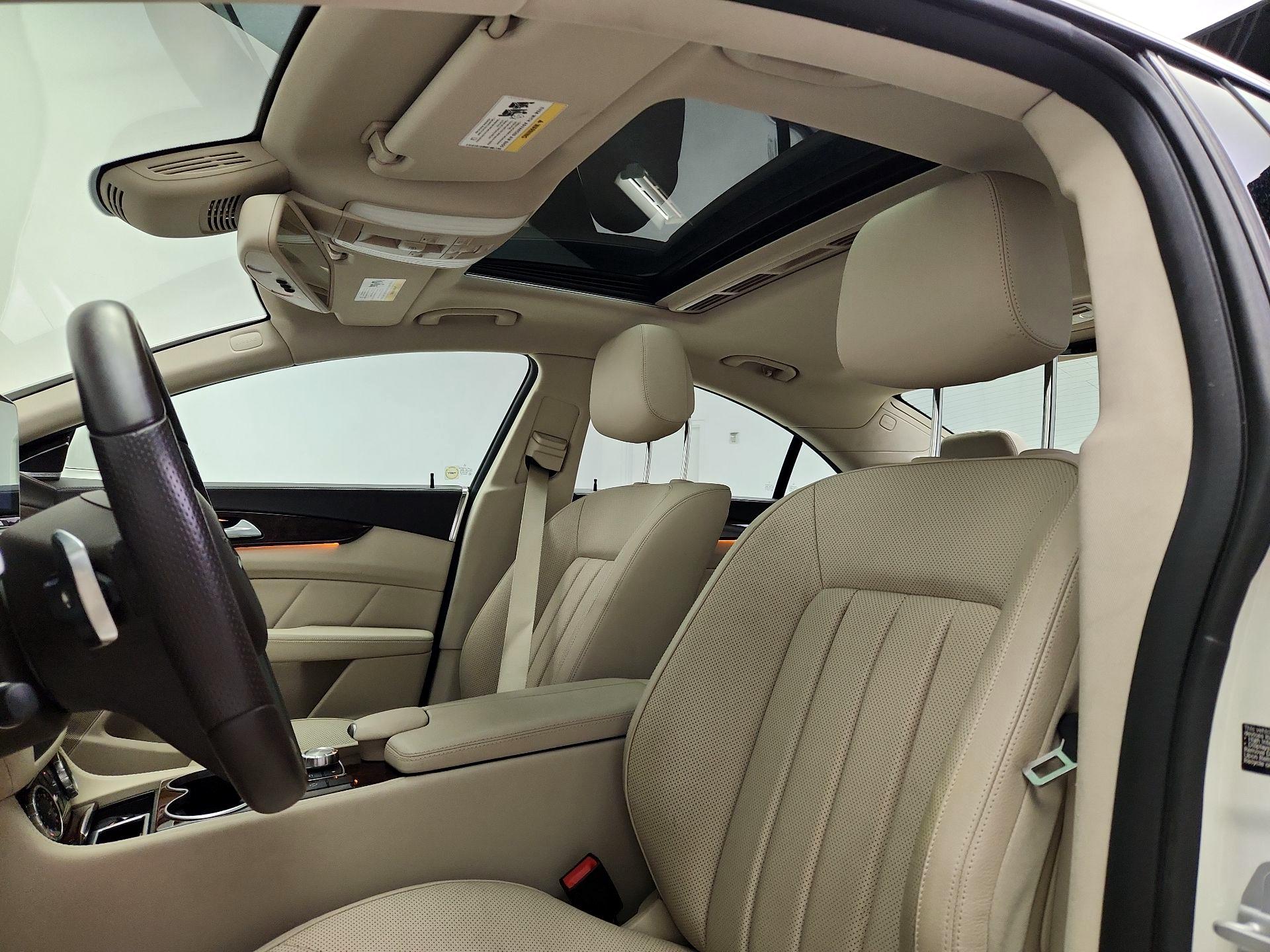 Thumbnail: 2015 Mercedes-Benz CLS - 20