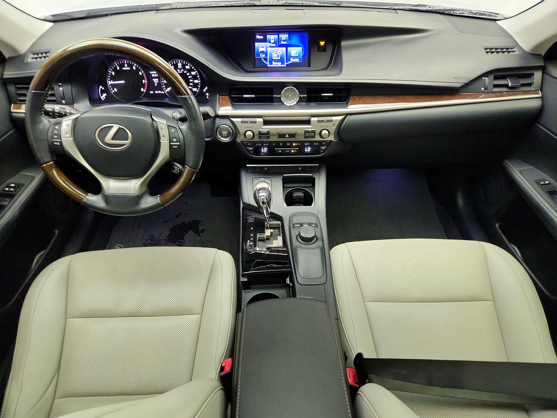 Thumbnail: 2014 Lexus ES - 9