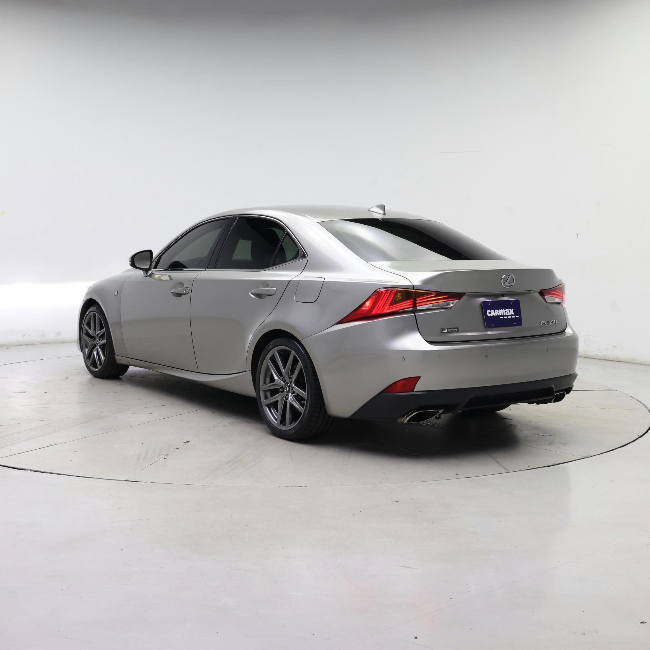 Thumbnail: 2020 Lexus IS - 2