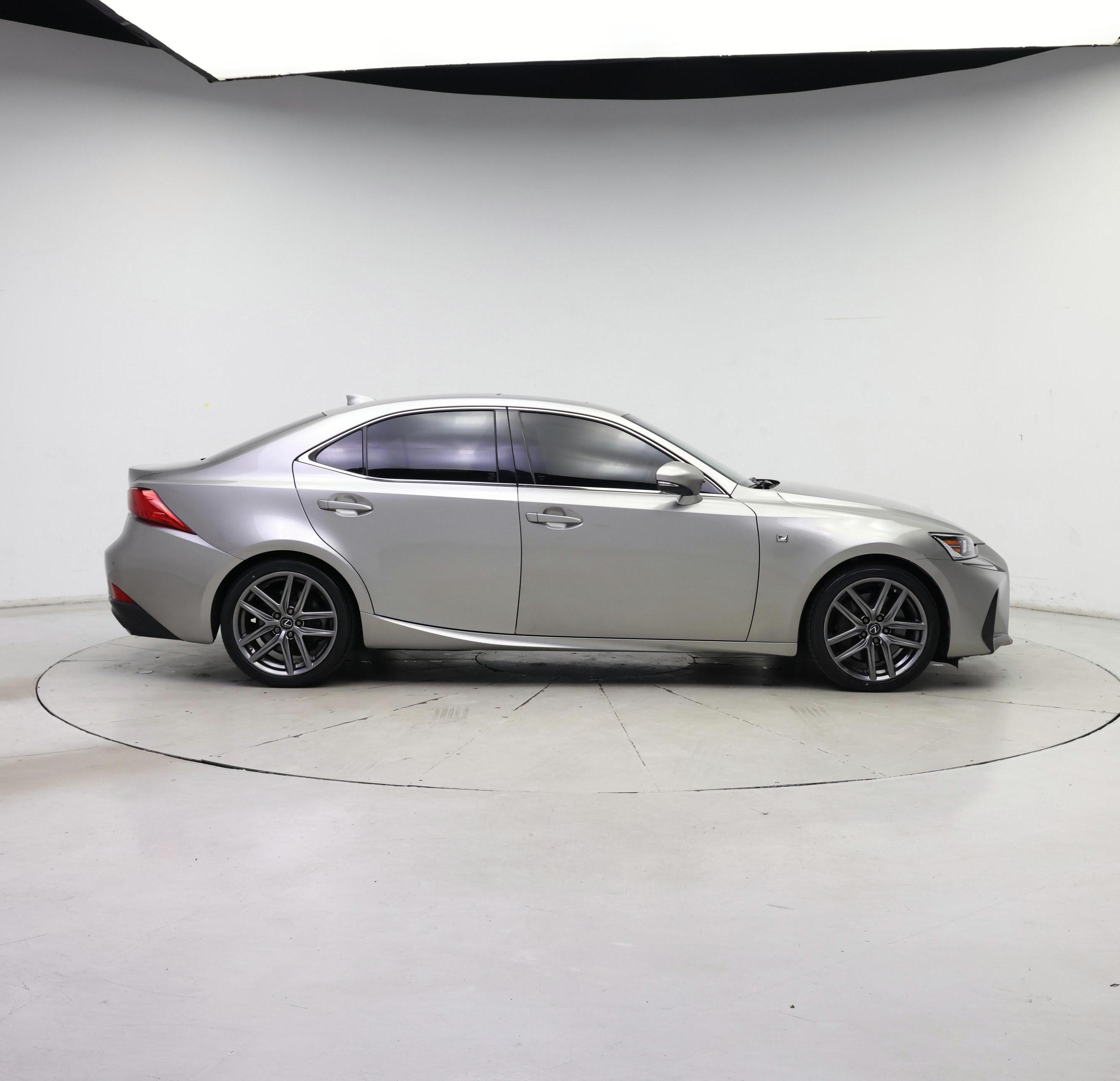 Thumbnail: 2020 Lexus IS - 7