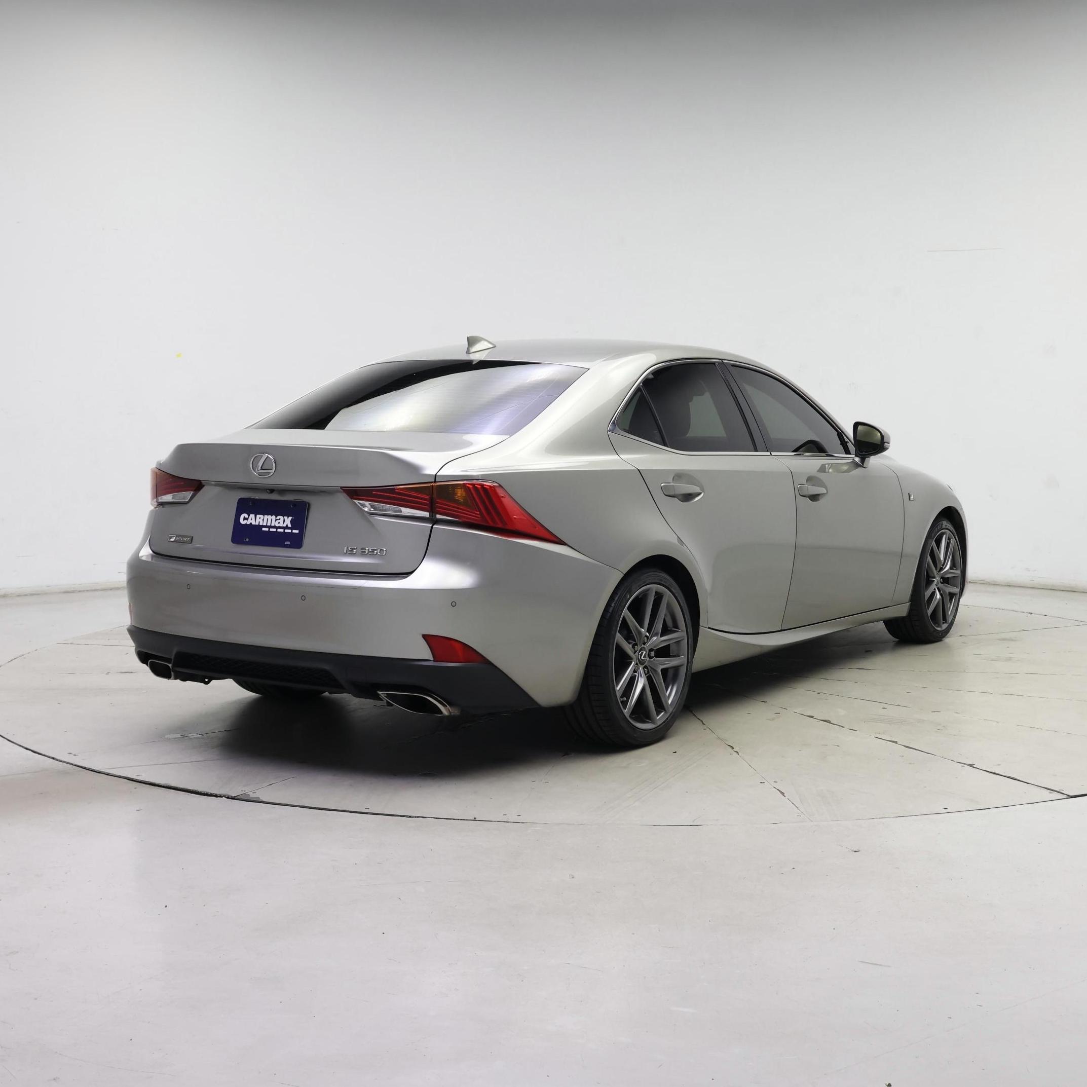 Thumbnail: 2020 Lexus IS - 8