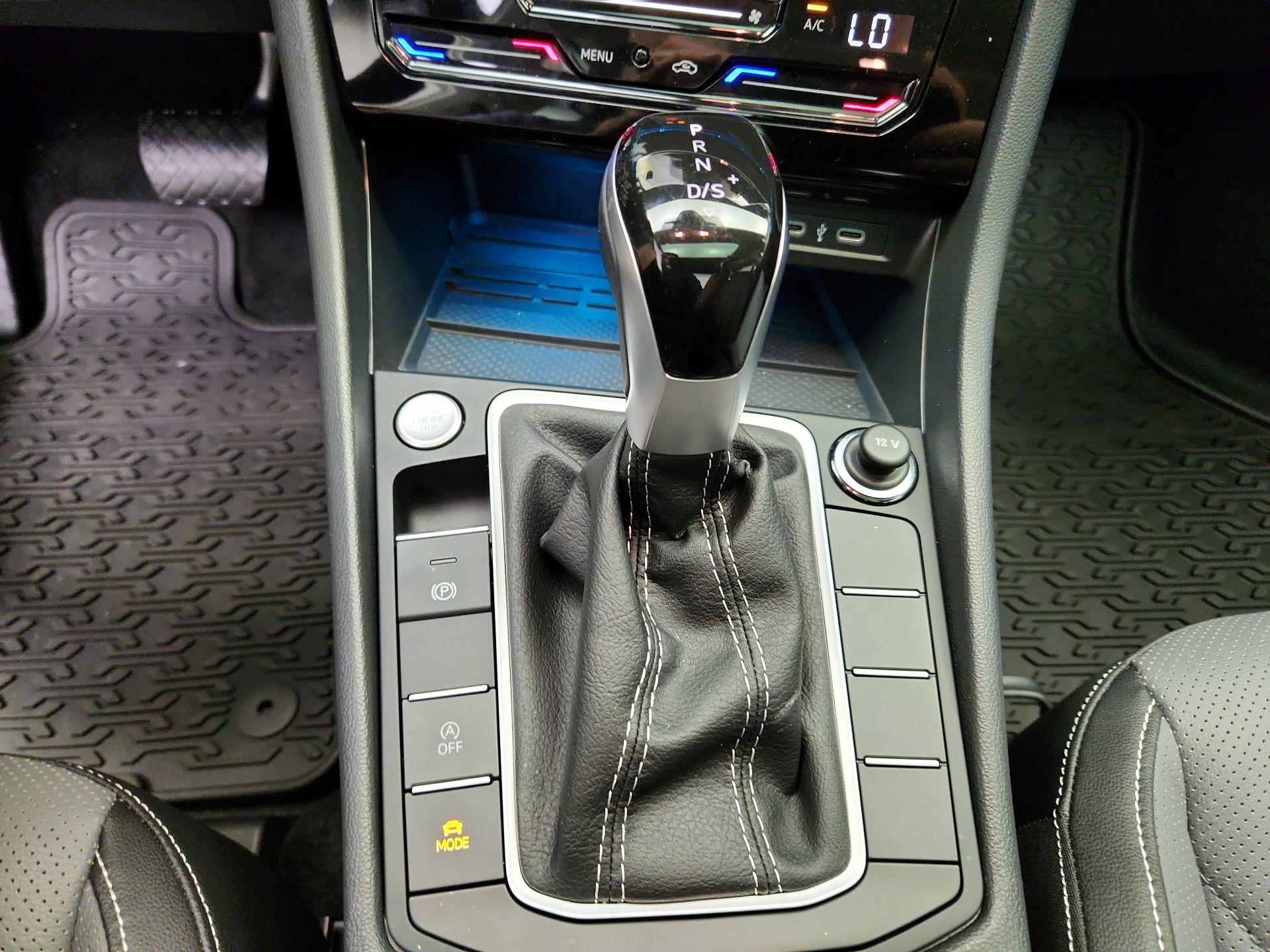 Thumbnail: 2025 Volkswagen Jetta - 18