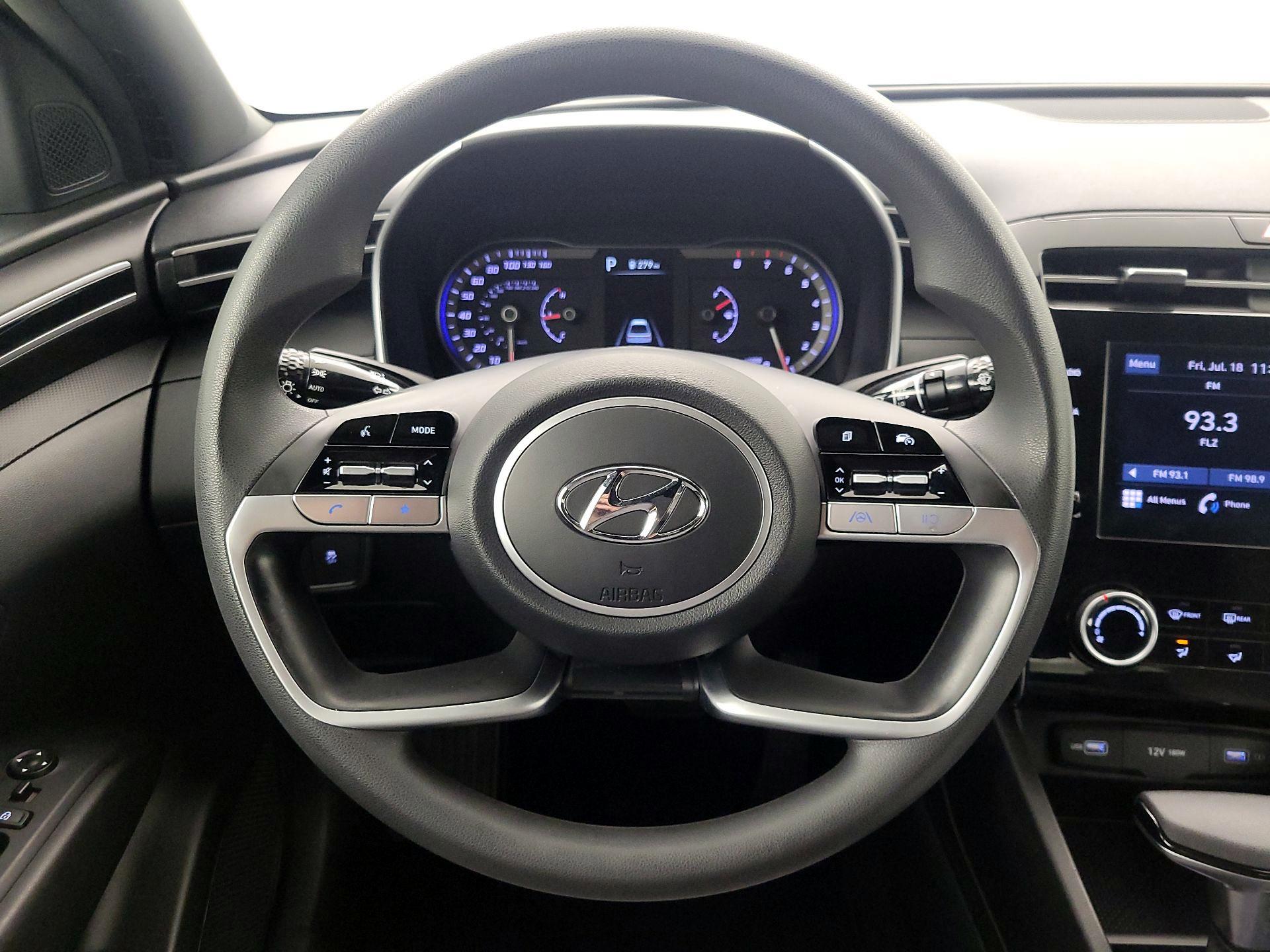 Thumbnail: 2023 Hyundai Santa Cruz - 10