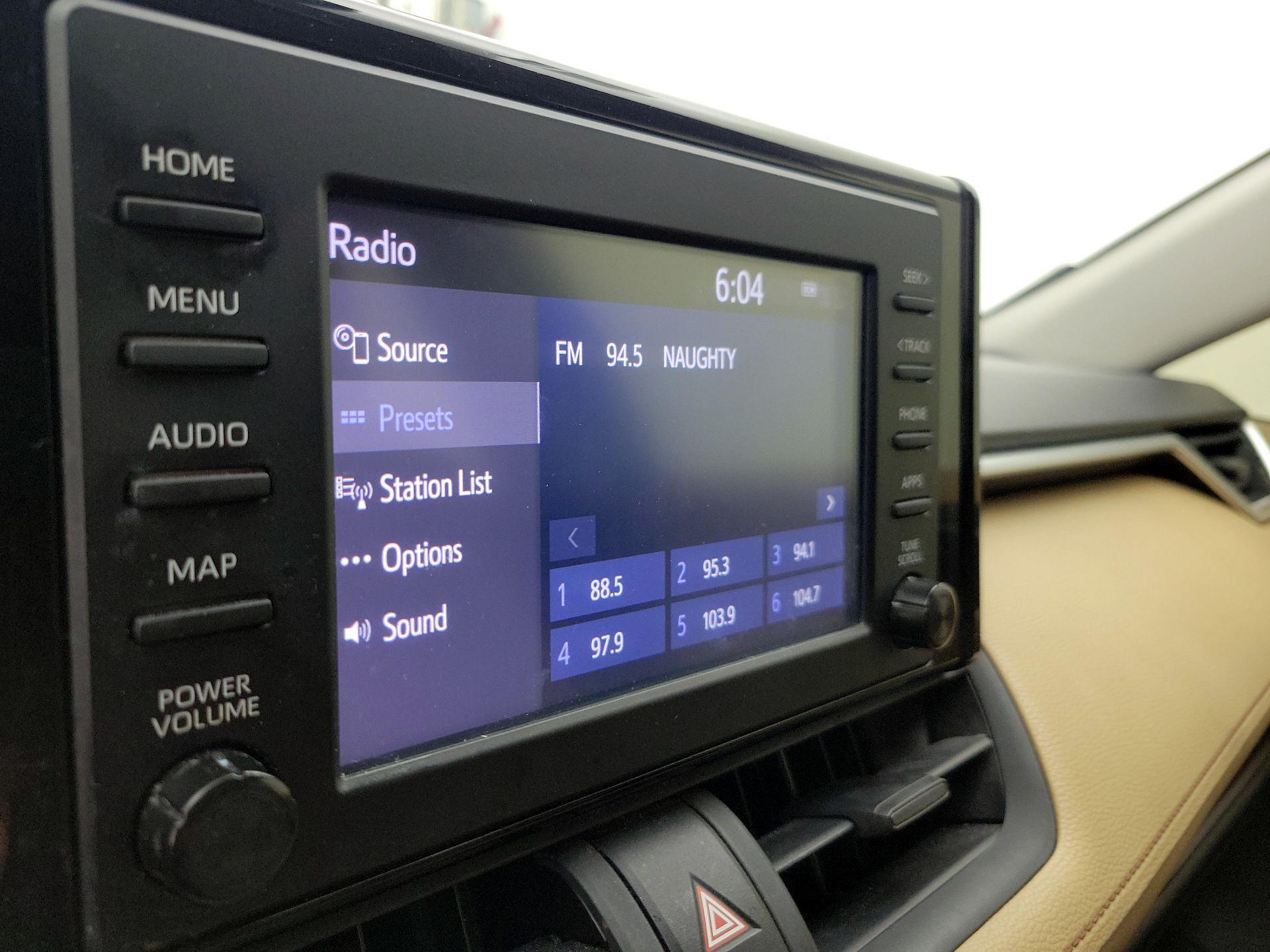 Thumbnail: 2019 Toyota RAV4 - 15