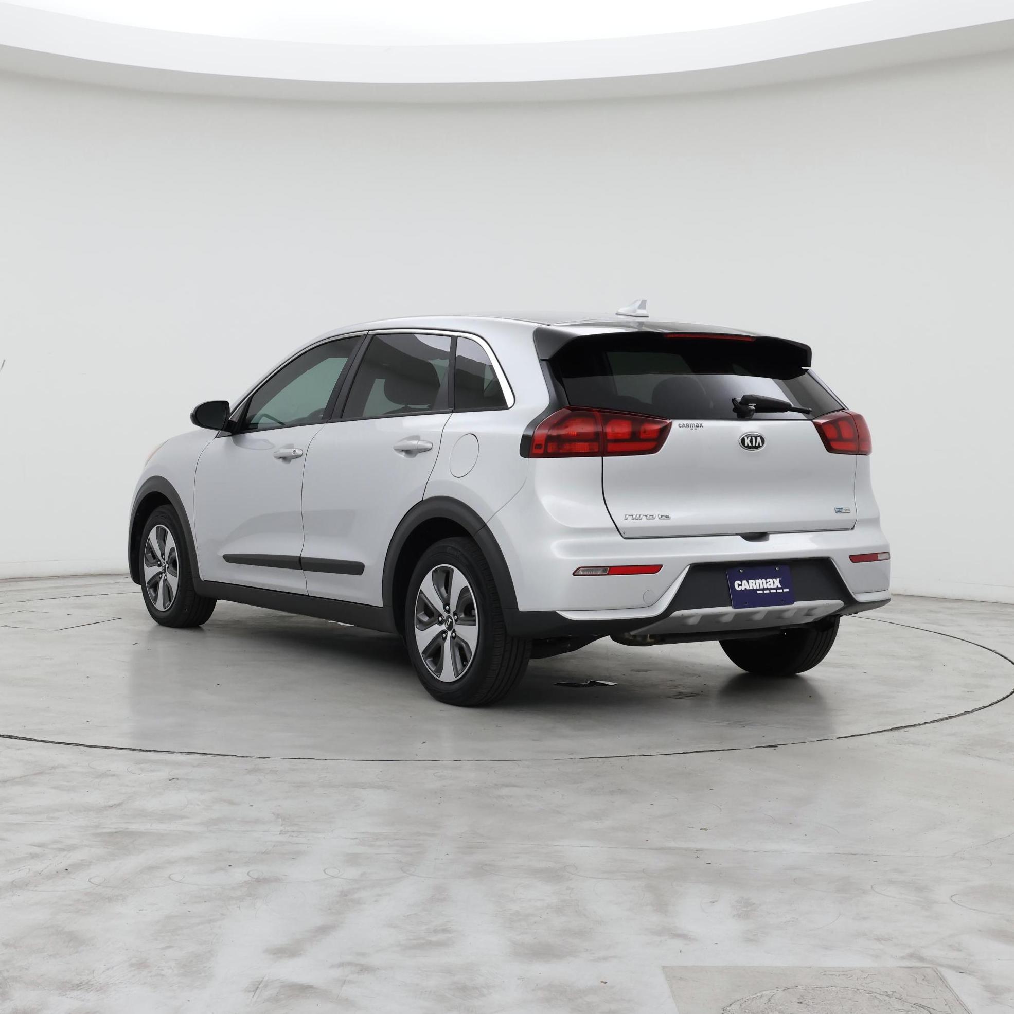 Thumbnail: 2017 Kia Niro - 2