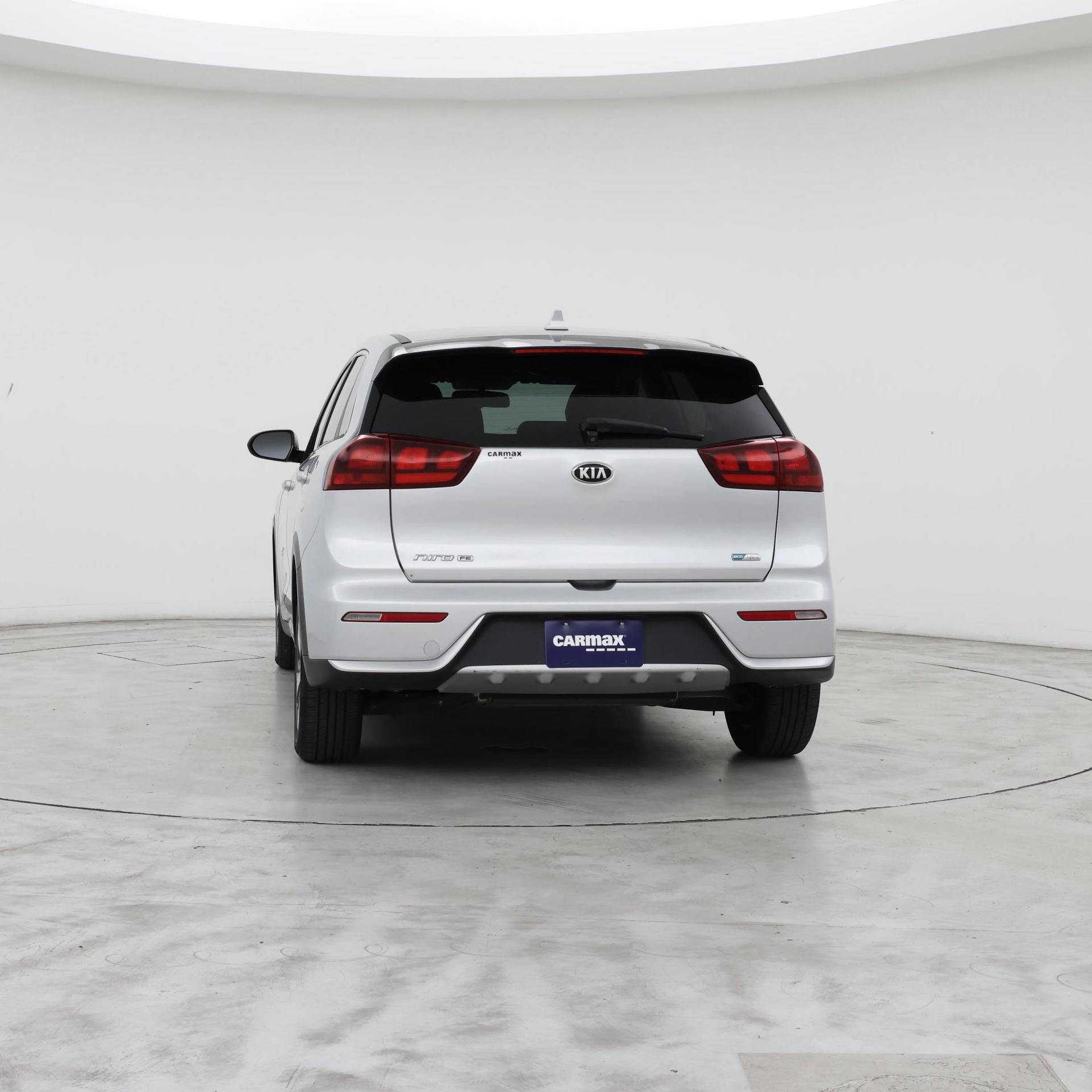 Thumbnail: 2017 Kia Niro - 6