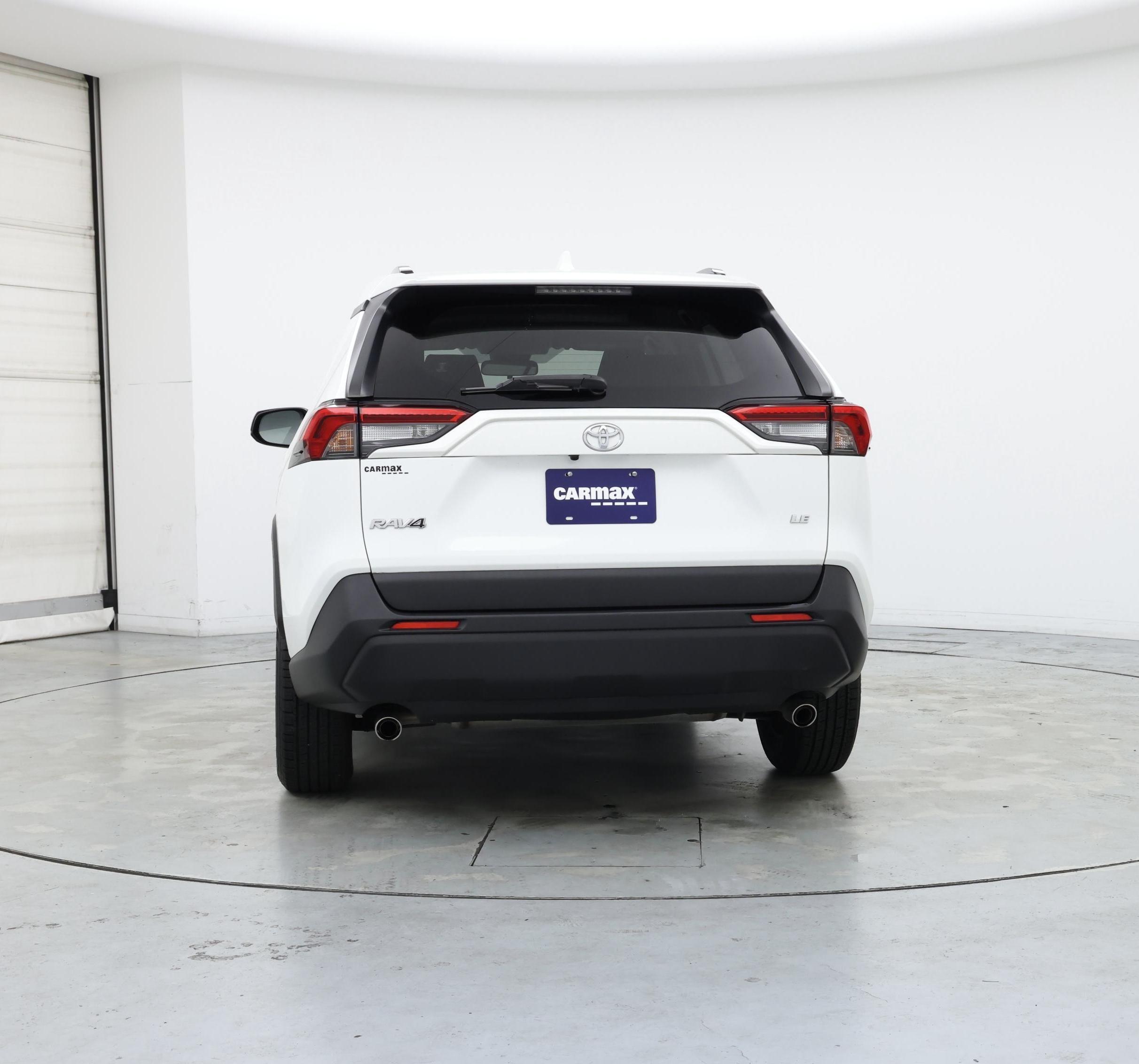 Thumbnail: 2019 Toyota RAV4 - 6