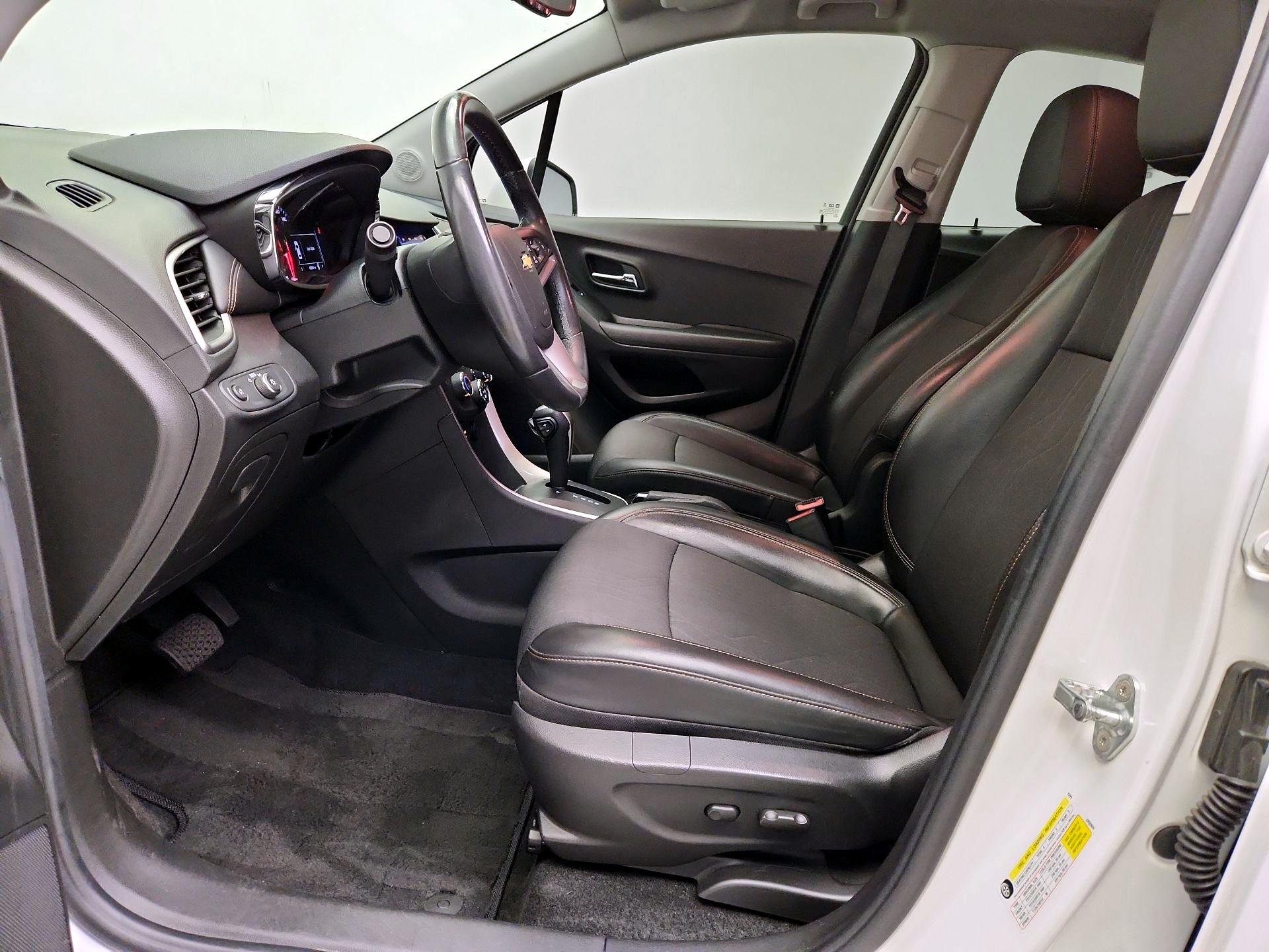 Thumbnail: 2020 Chevrolet Trax - 11