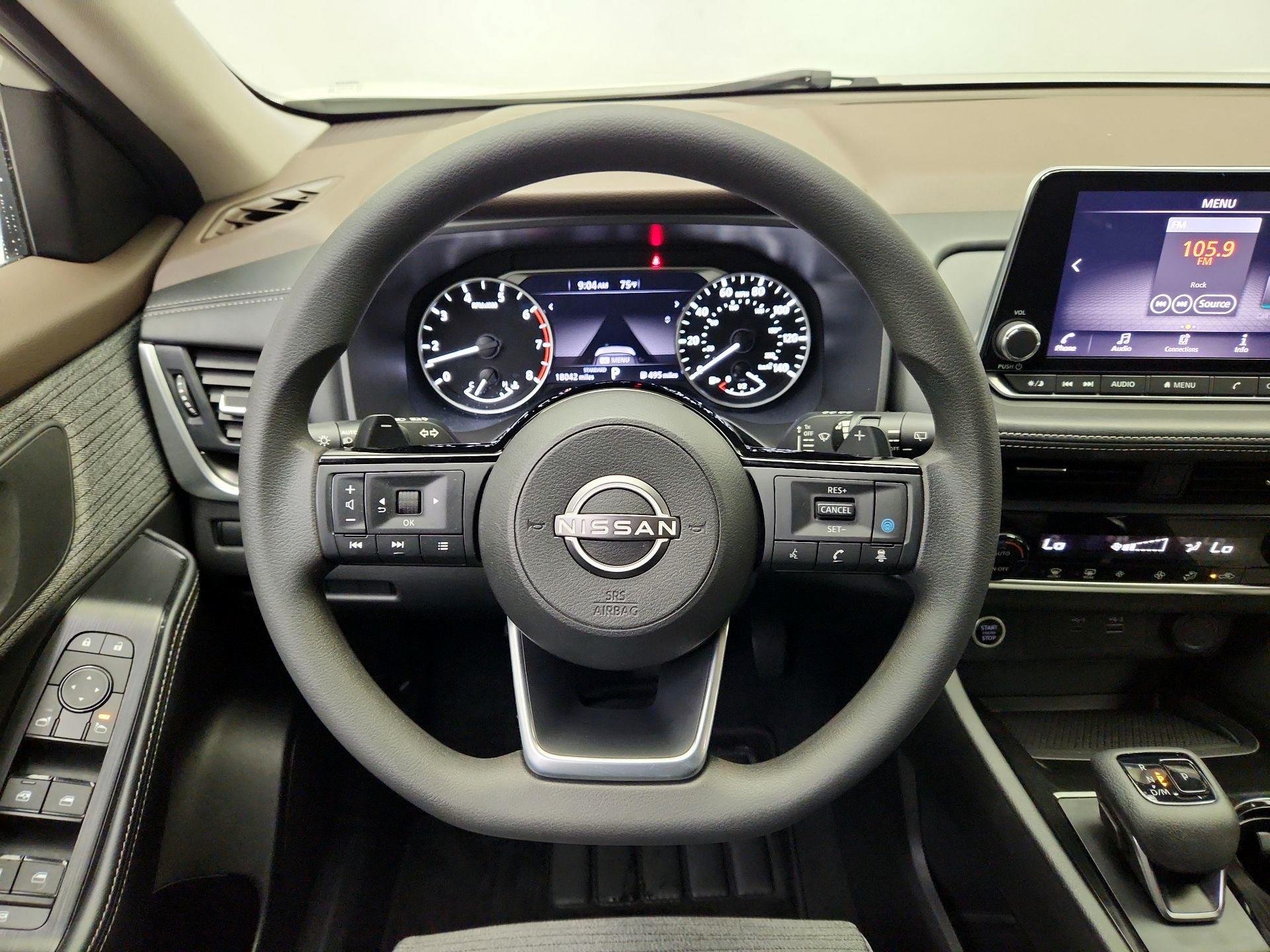 Thumbnail: 2023 Nissan Rogue - 10