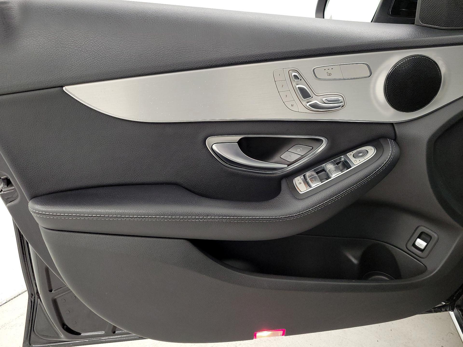 Thumbnail: 2019 Mercedes-Benz C-Class - 12