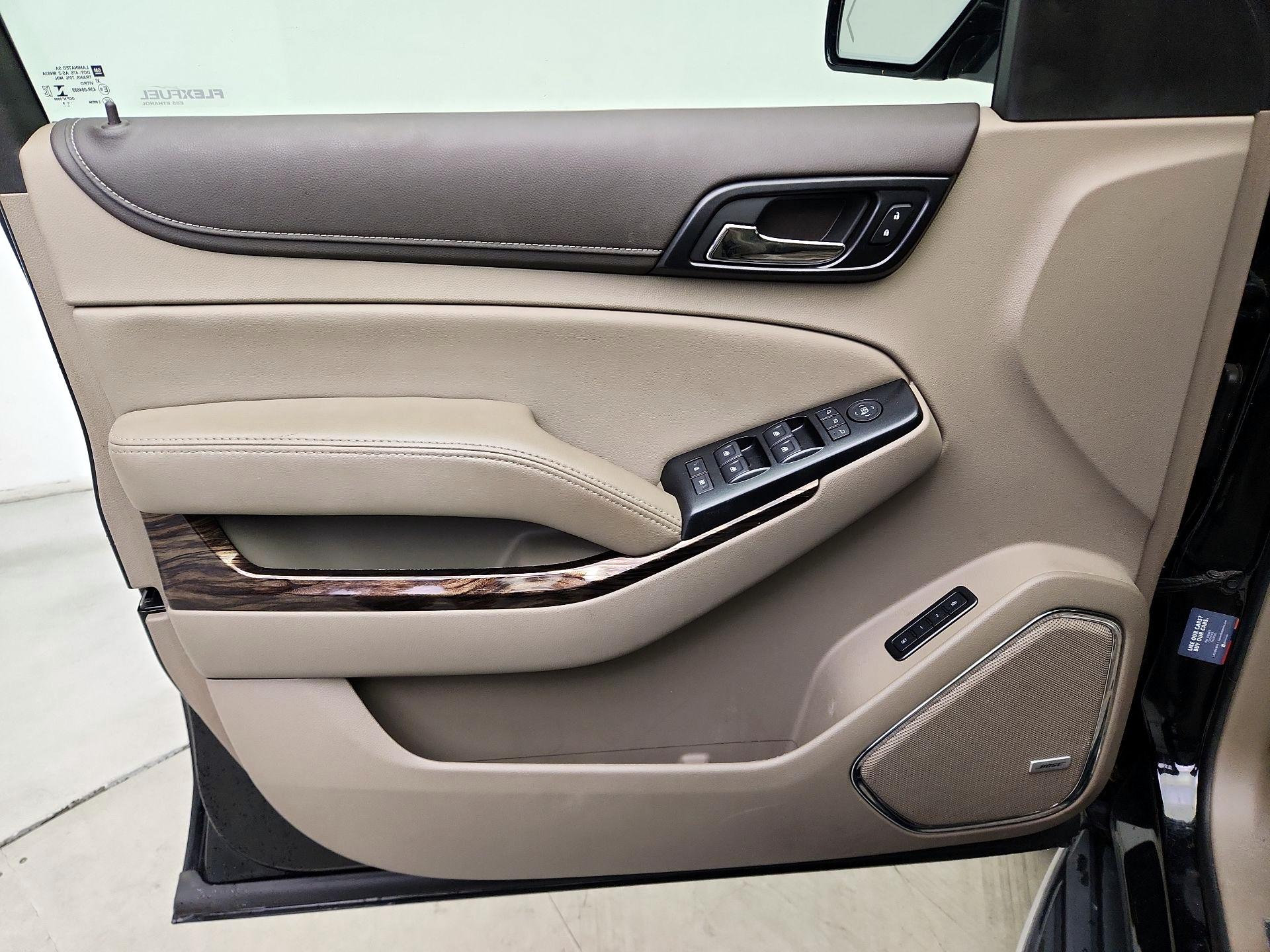 Thumbnail: 2019 GMC Yukon XL - 12