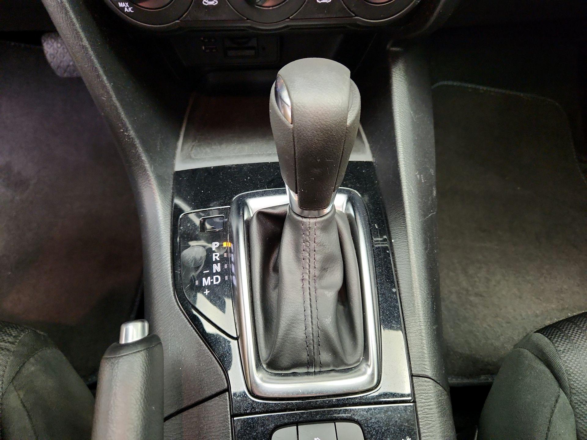 Thumbnail: 2015 Mazda Mazda3 - 16