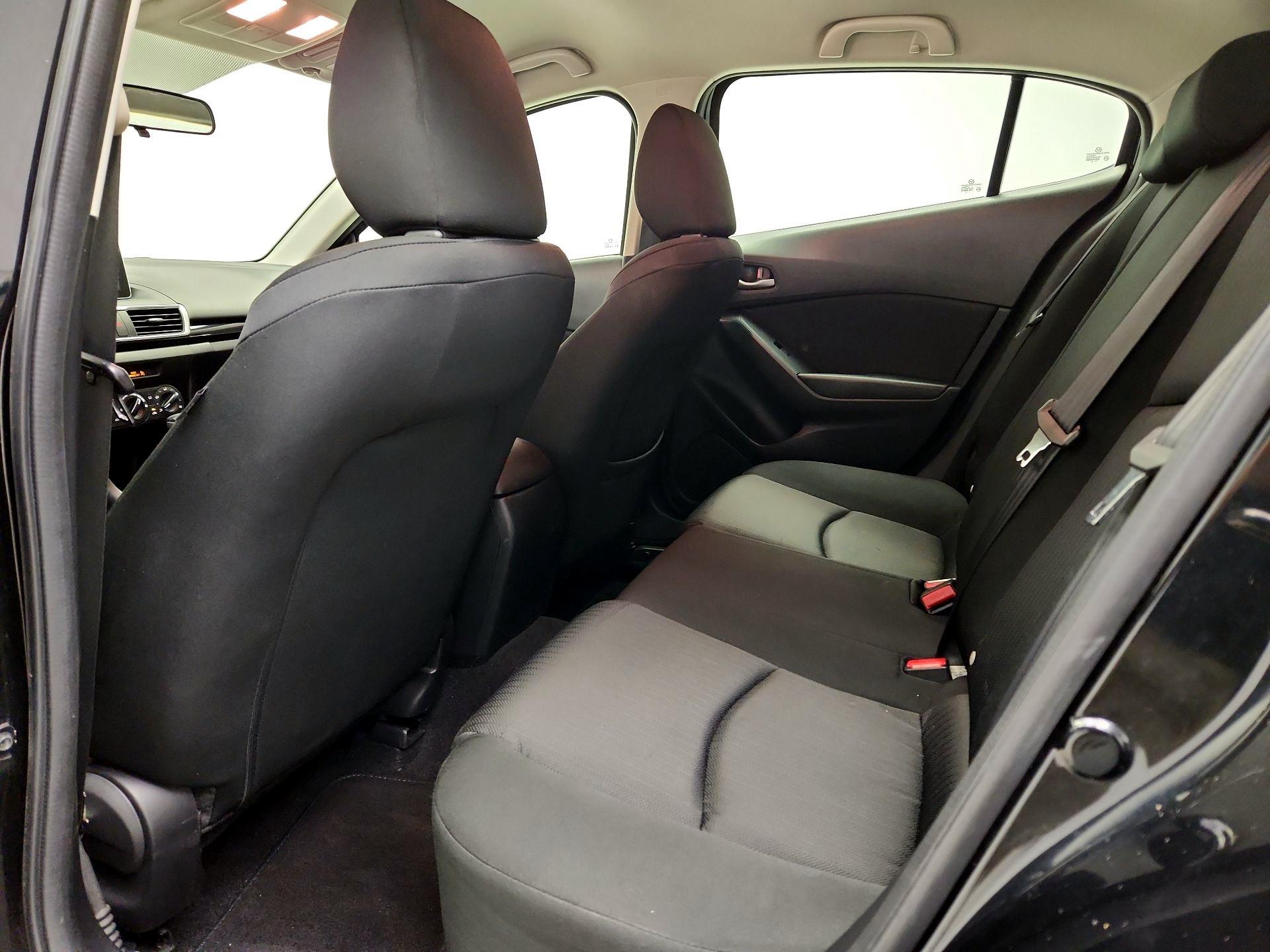 Thumbnail: 2015 Mazda Mazda3 - 18